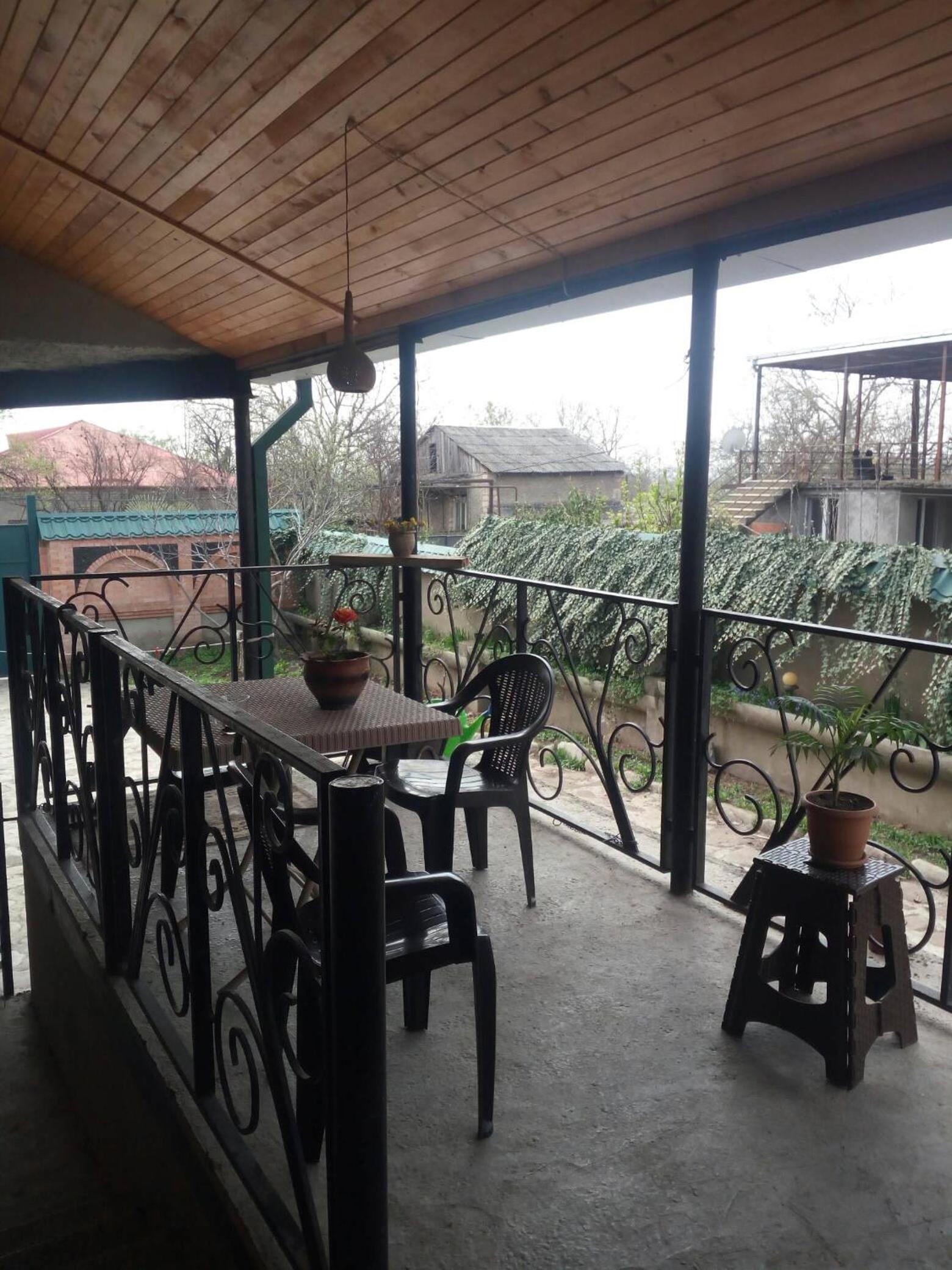 Family Room With Balcony photo 2