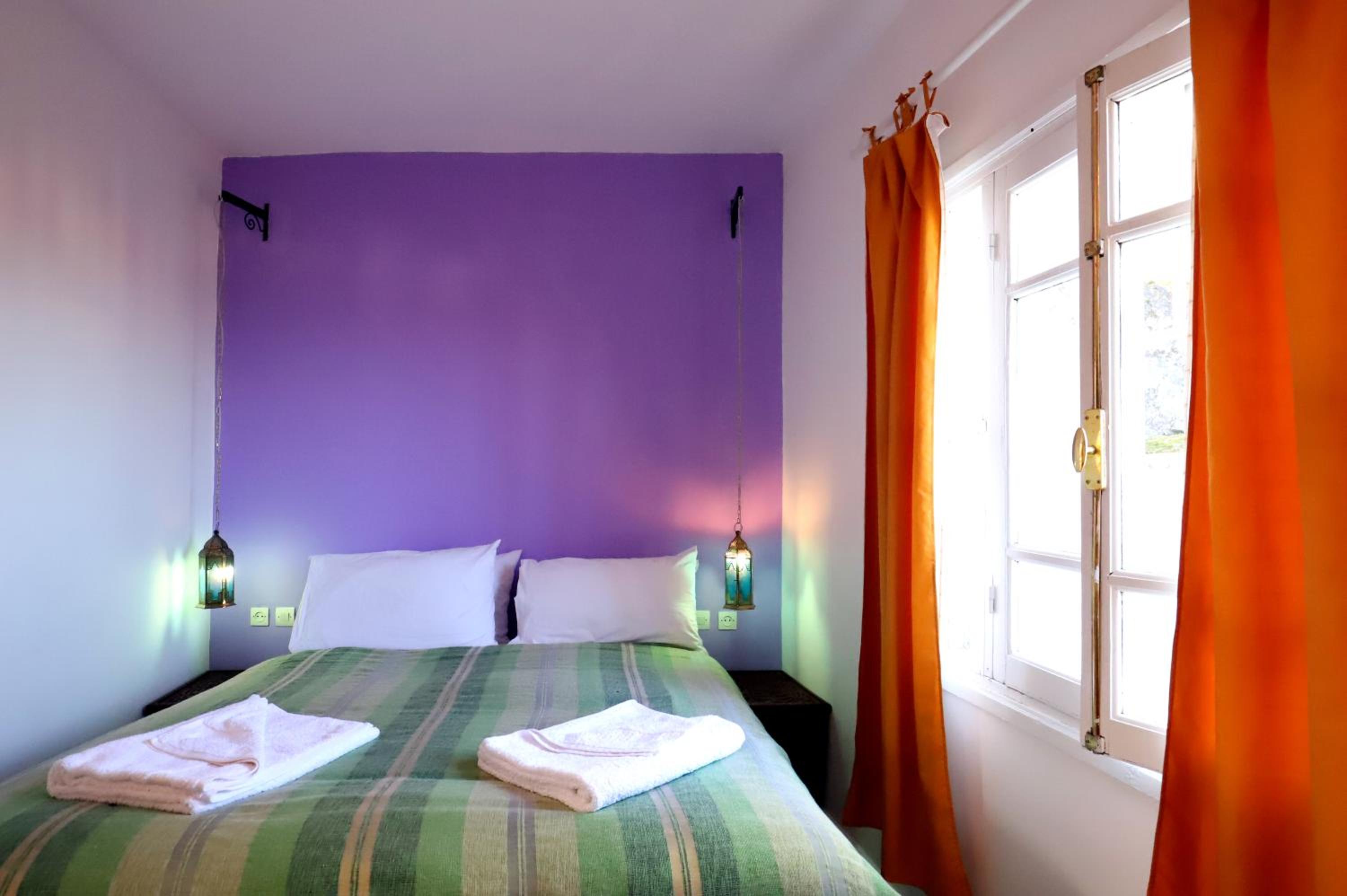 Deluxe Queen Room - Photo 1