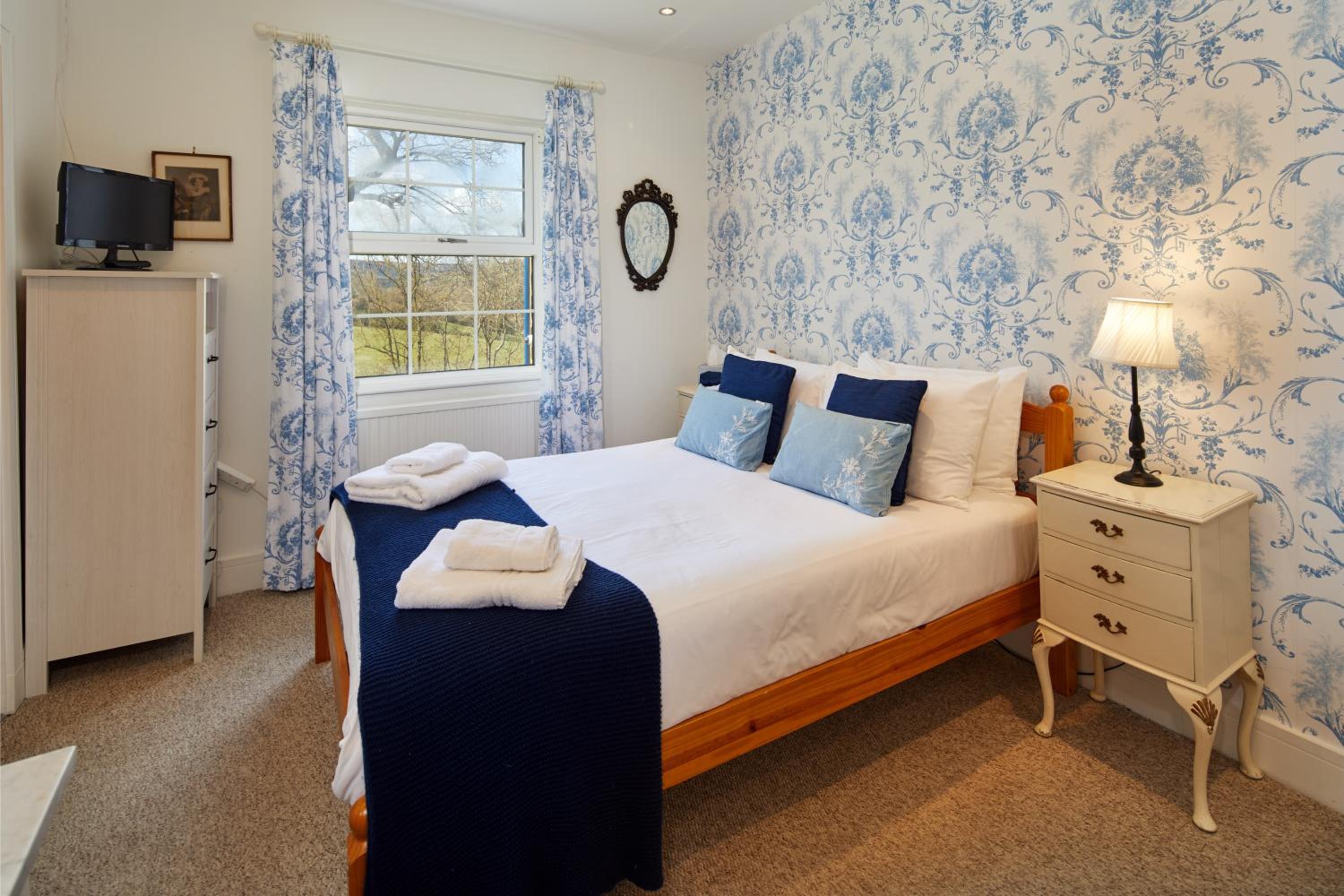 Double Room - Photo 1