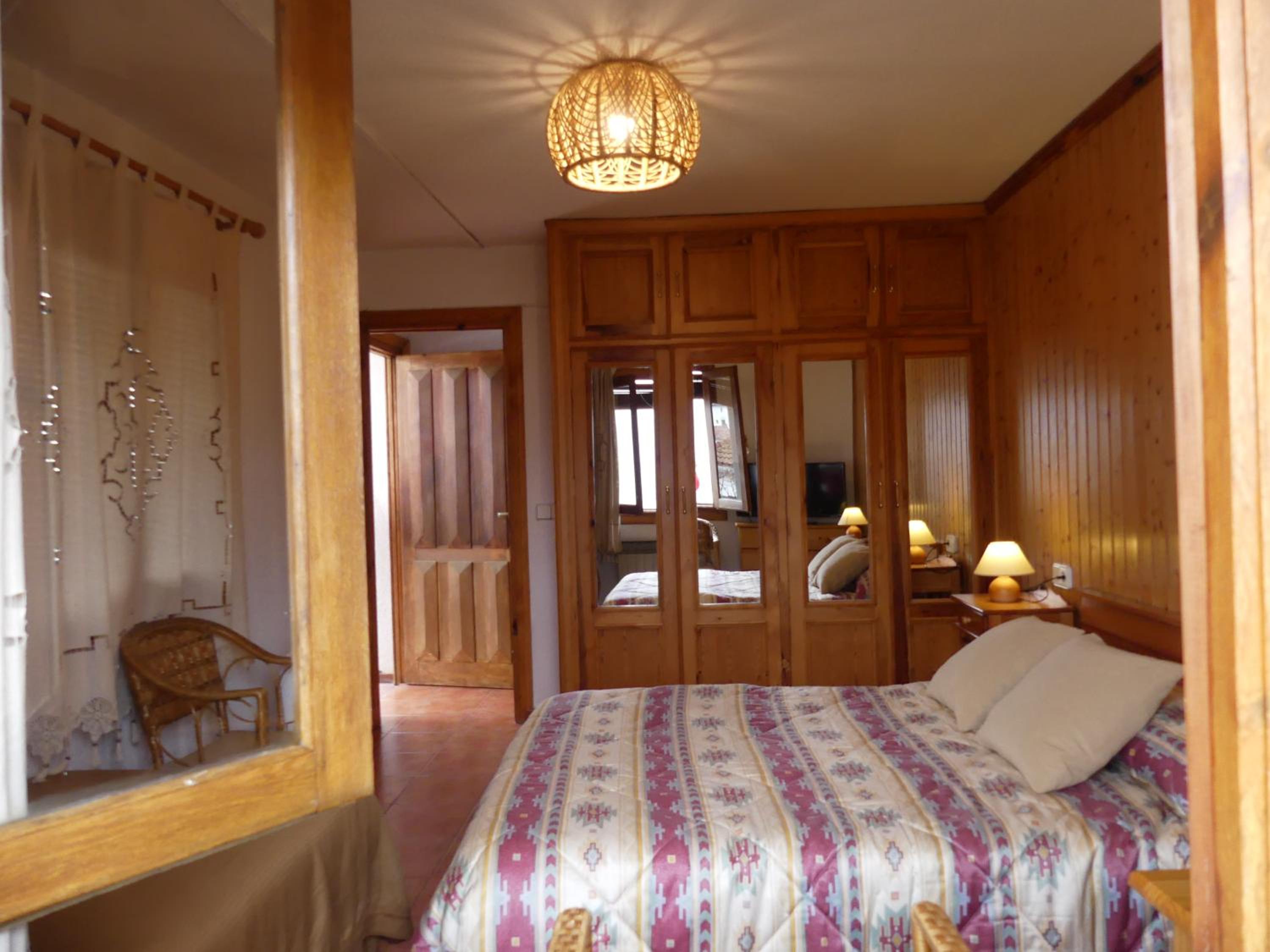 Three-Bedroom Apartment - Photo 42