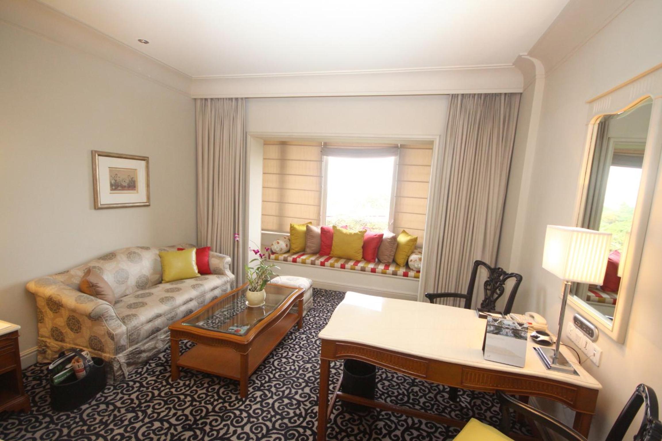 Taj Club with one way airport transfers and Lounge access