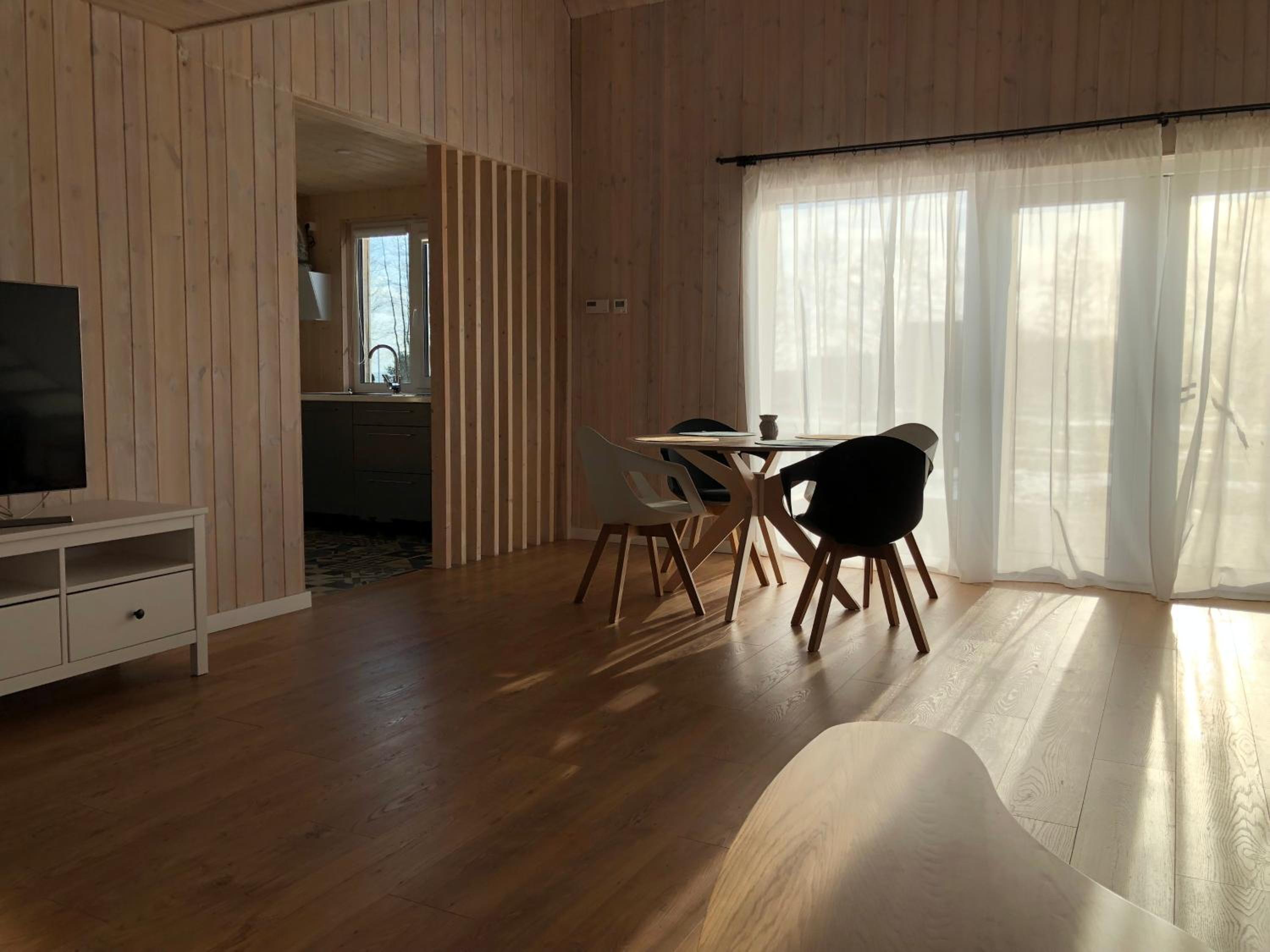 Two-Bedroom House - Photo 21