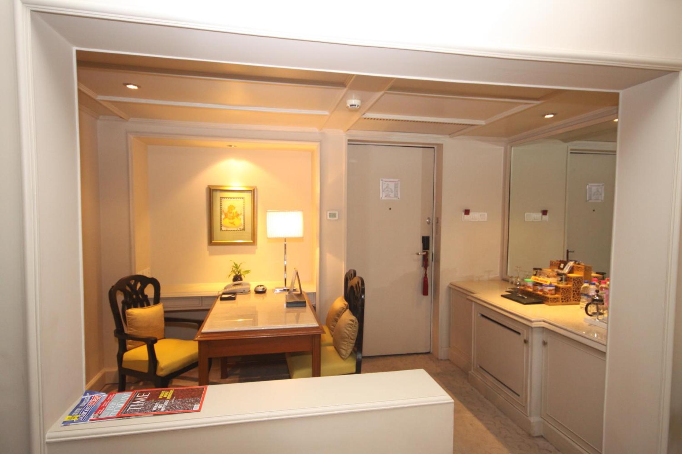 Premium Suite 1 Bedroom - Photo 2