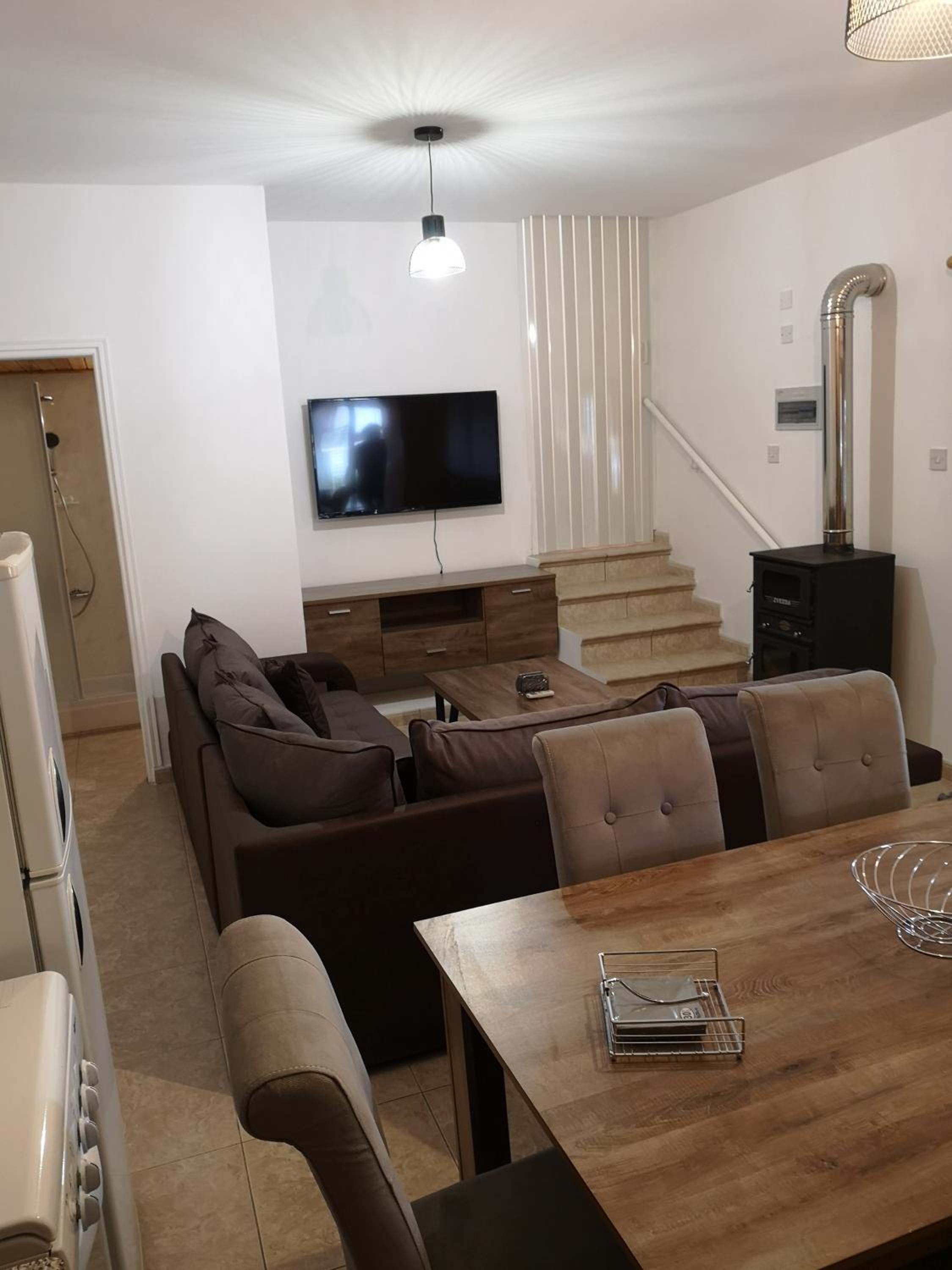 One-Bedroom Villa - Photo 3