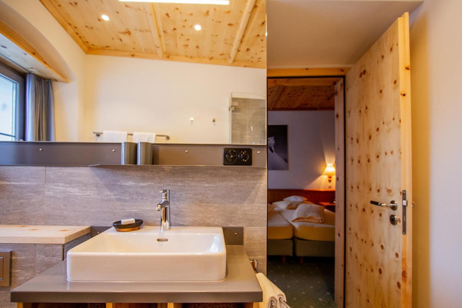 Superior Double Room - Photo 6