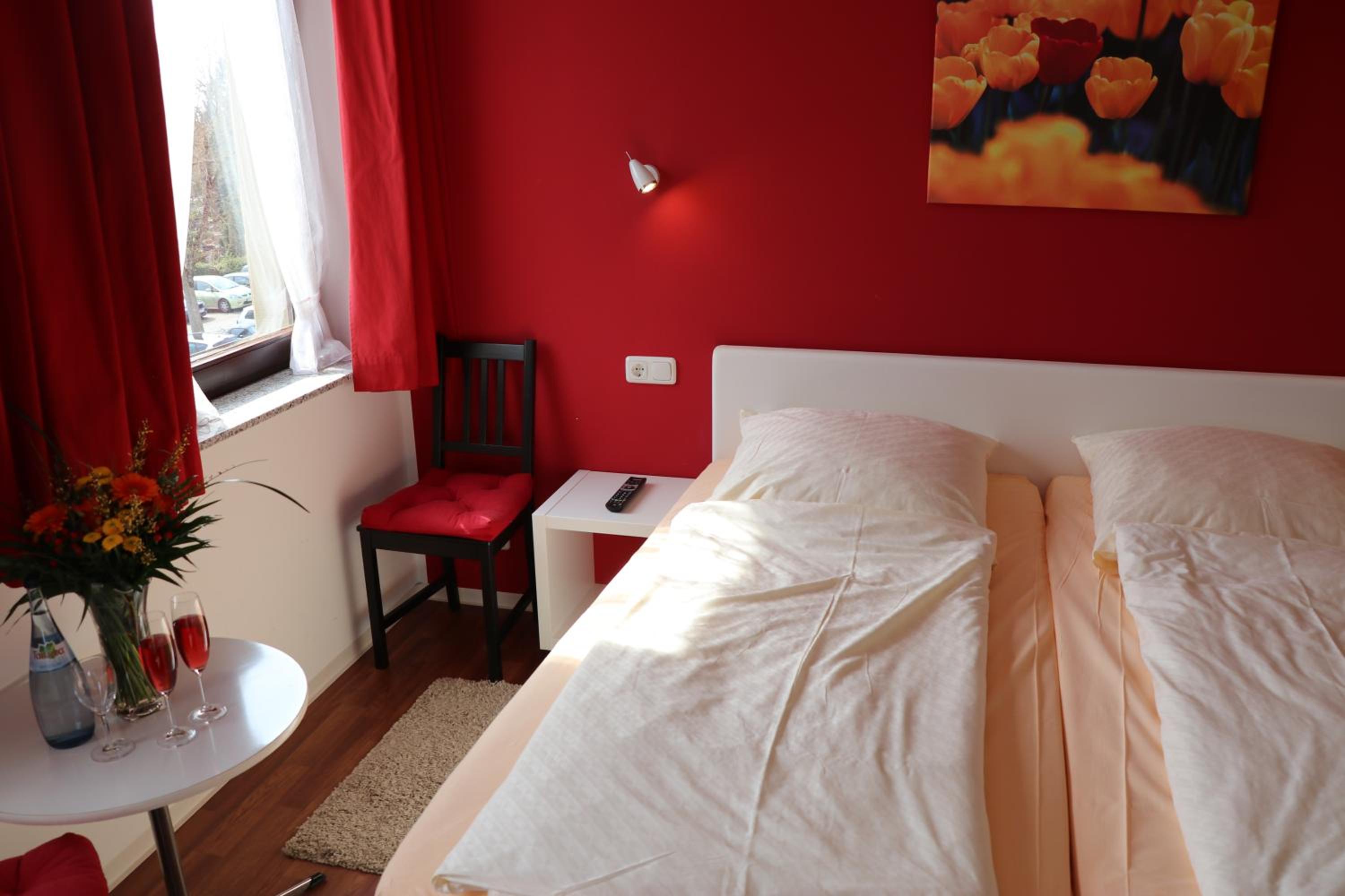 Classic Triple Room - Photo 2