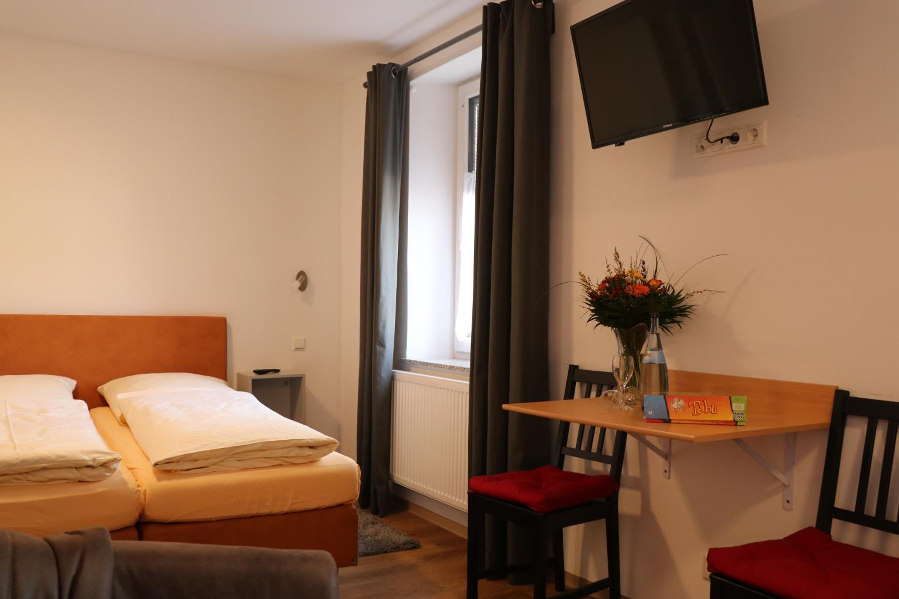 Classic Quadruple Room - Photo 20