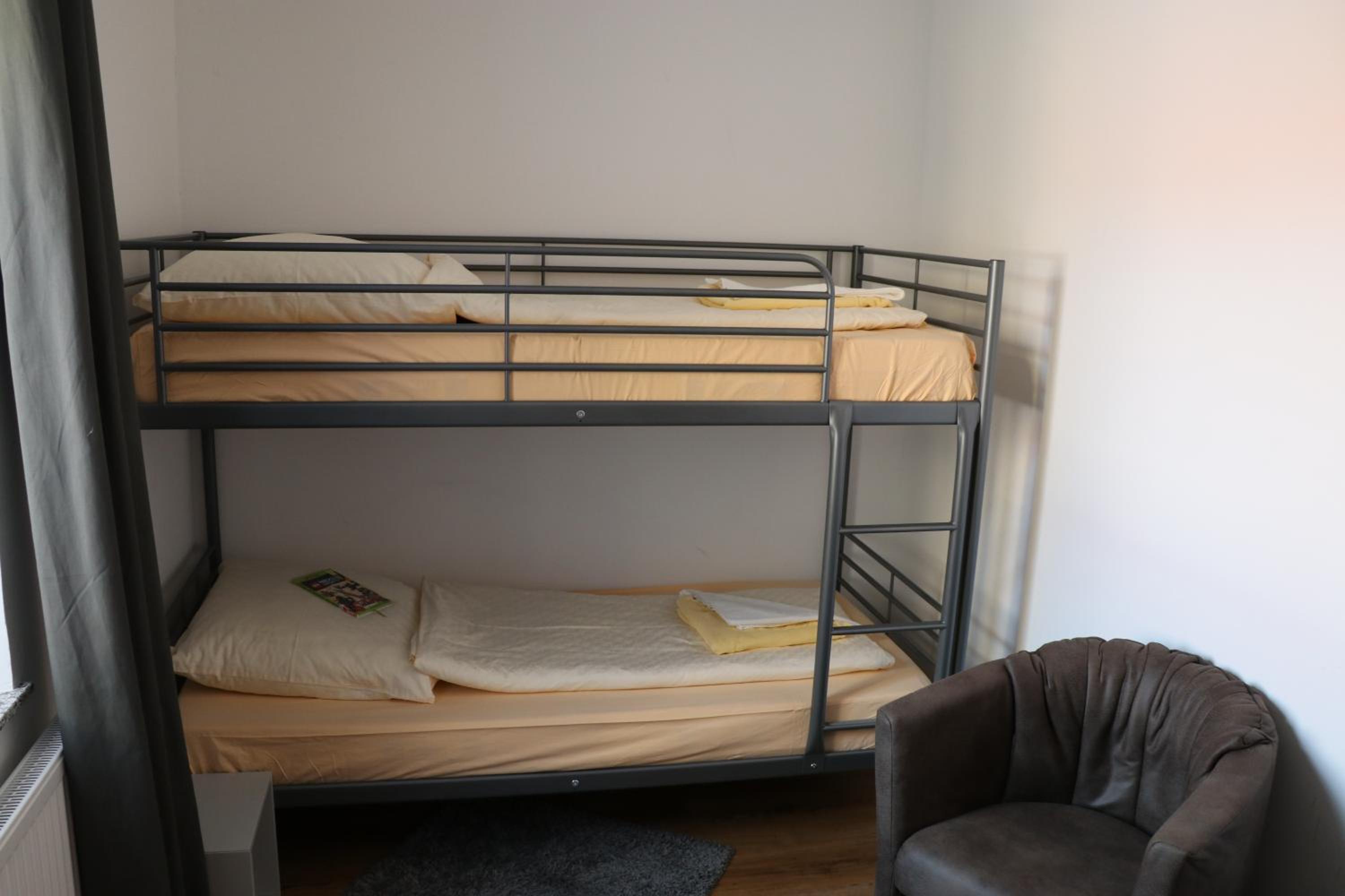 Classic Quadruple Room - Photo 10