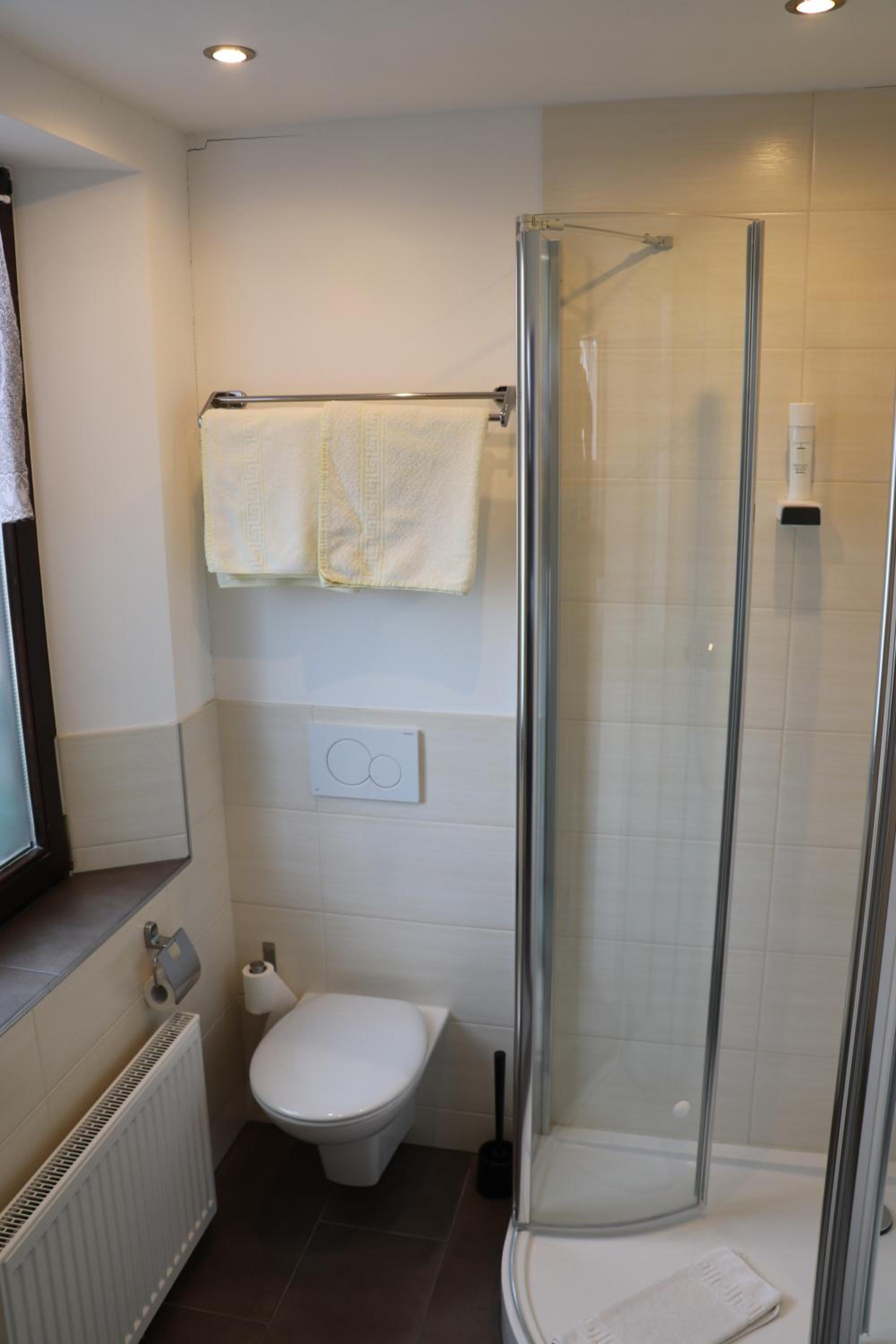 Classic Double Room - Photo 7