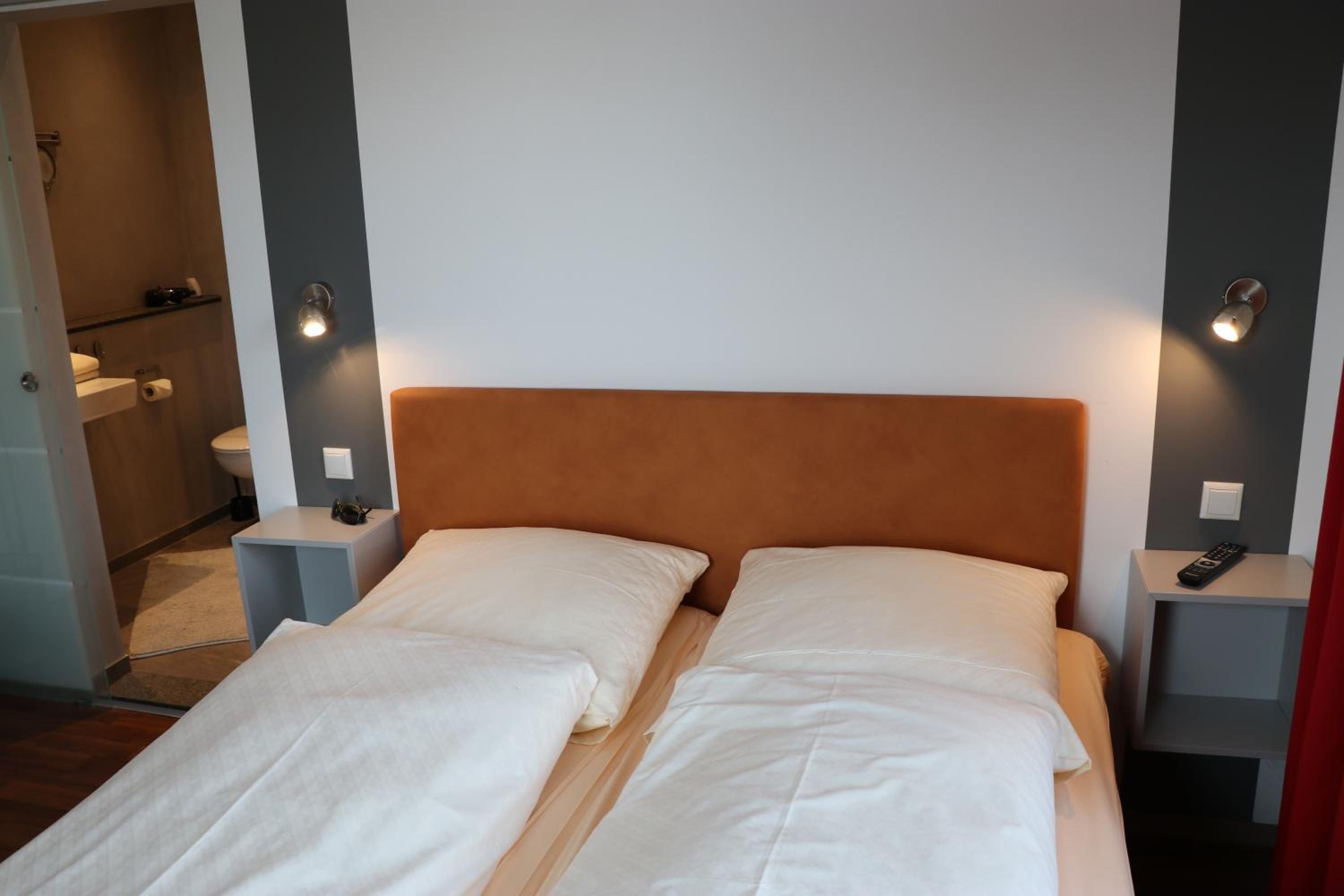 Classic Double Room - Photo 41