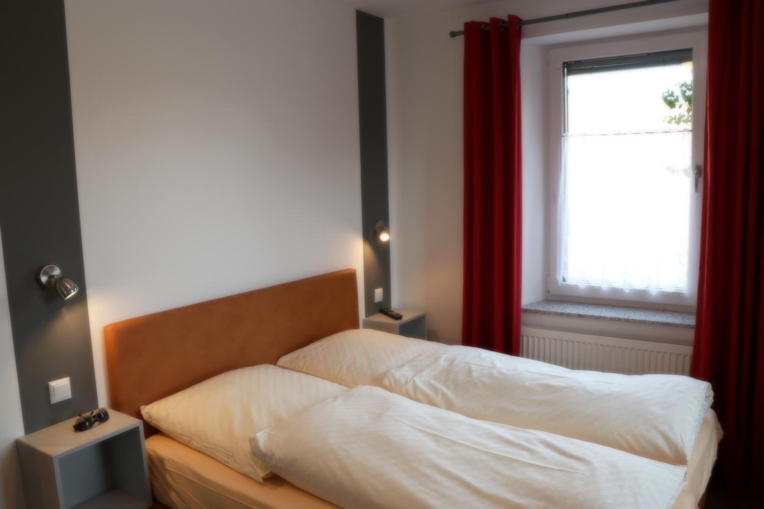 Classic Double Room - Photo 13
