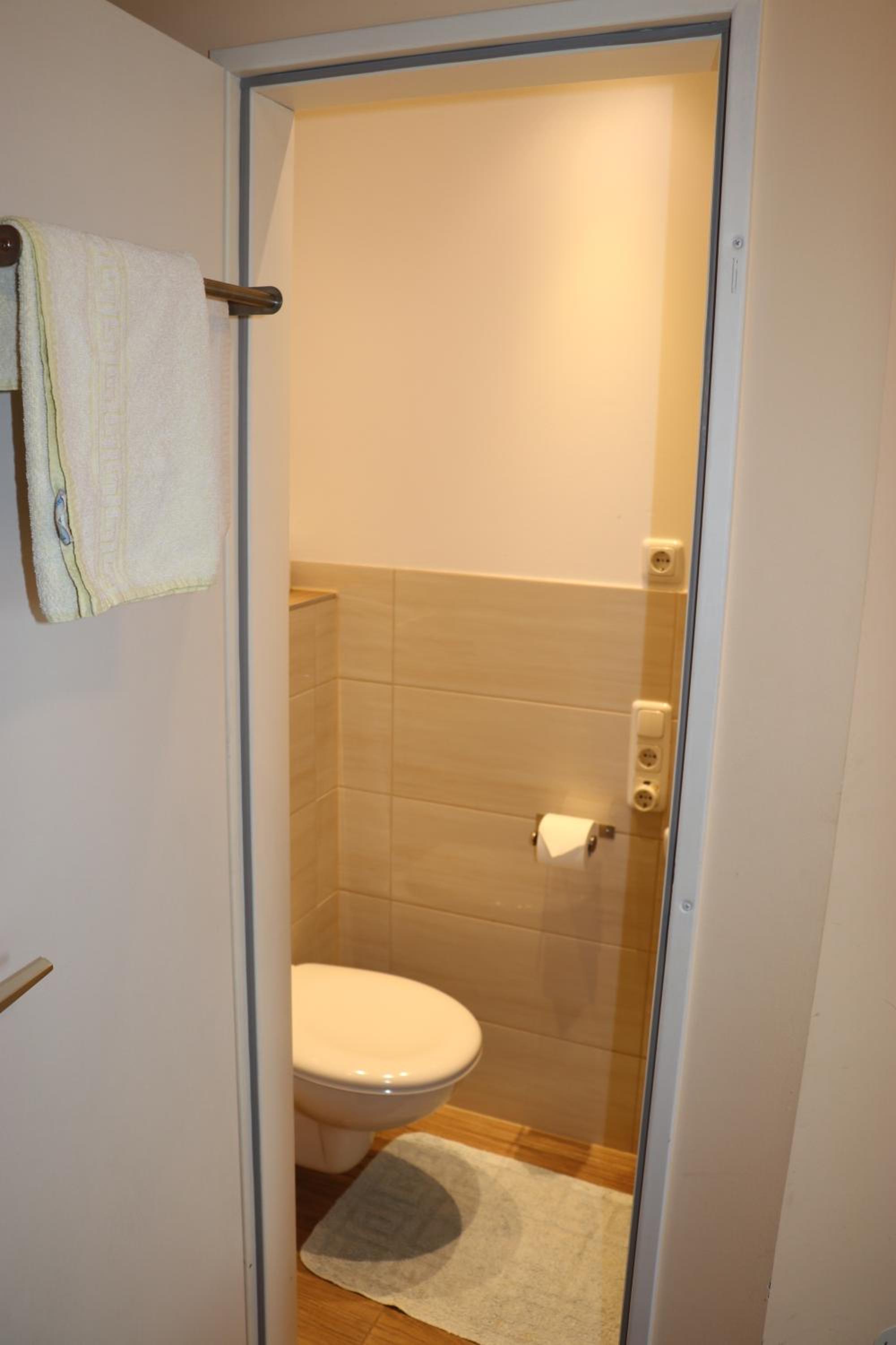 Standard  Double Room - Photo 9