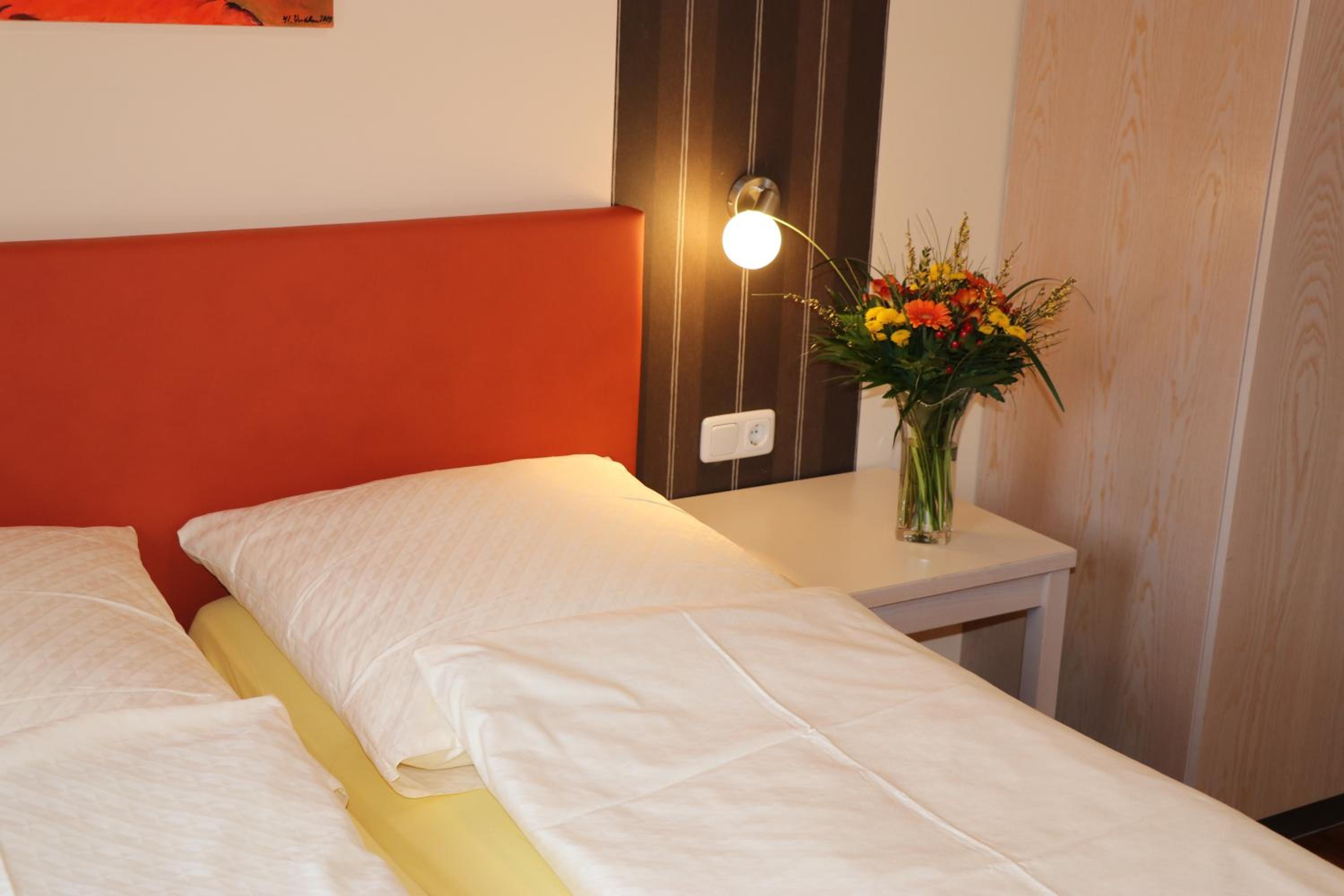 Standard  Double Room - Photo 11