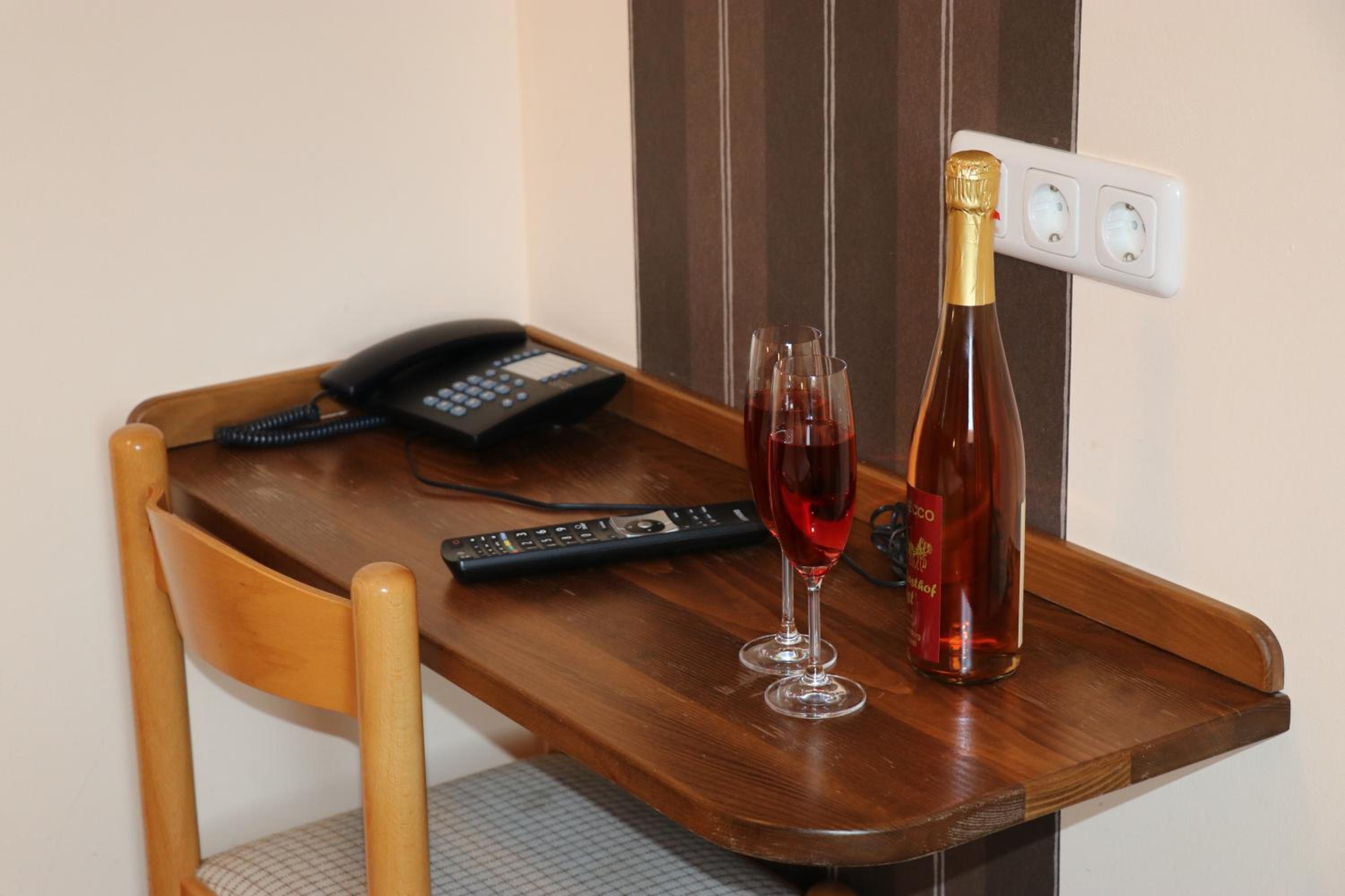 Standard  Double Room - Photo 20