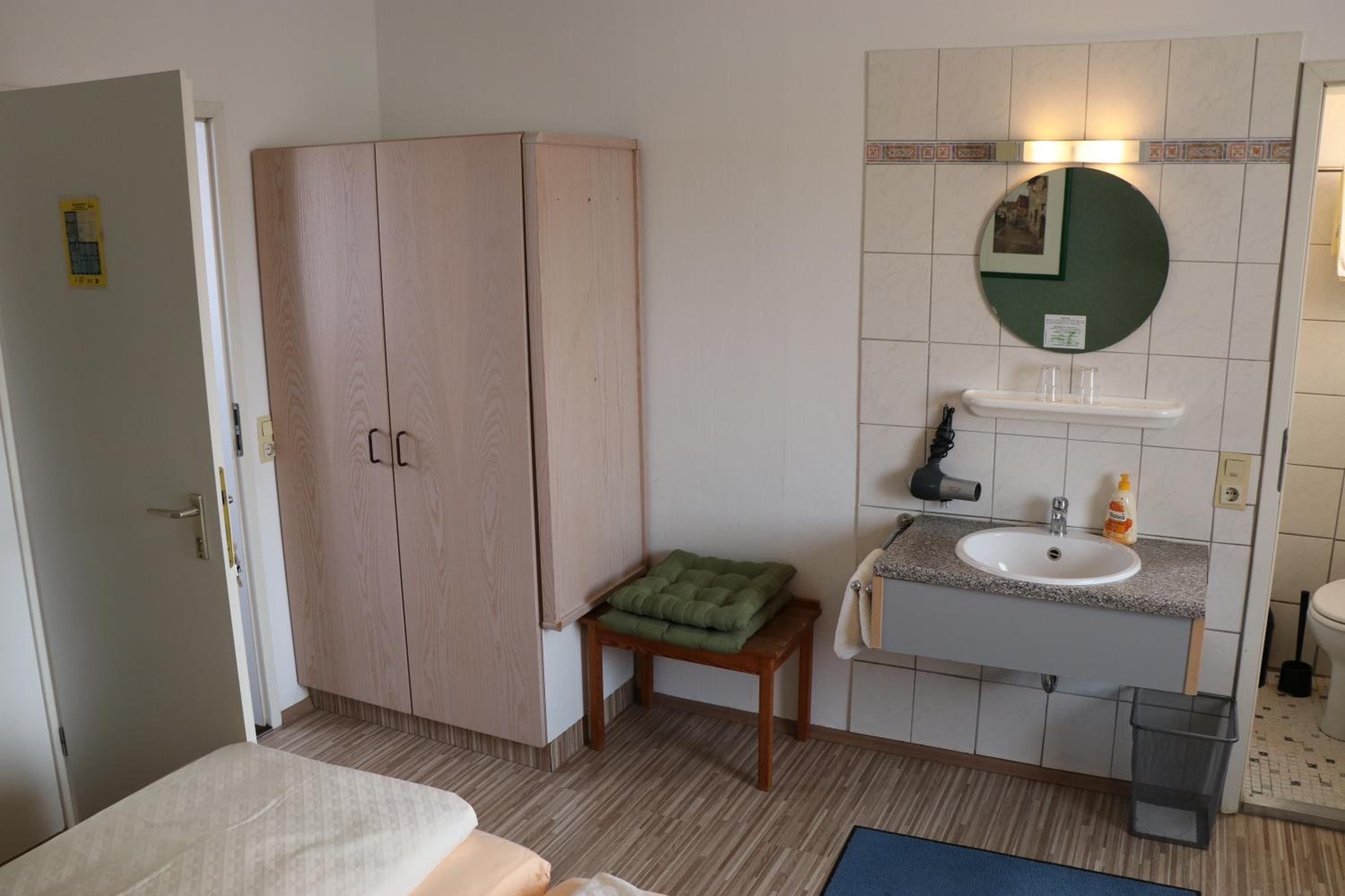 Standard  Double Room - Photo 31