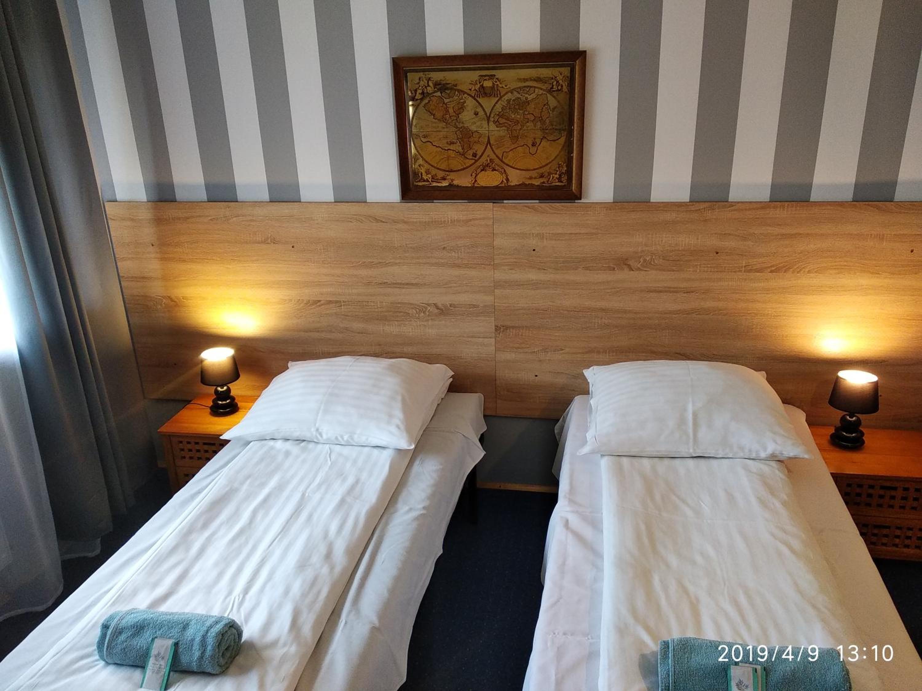 Comfort Triple Room with Shower - Photo 1