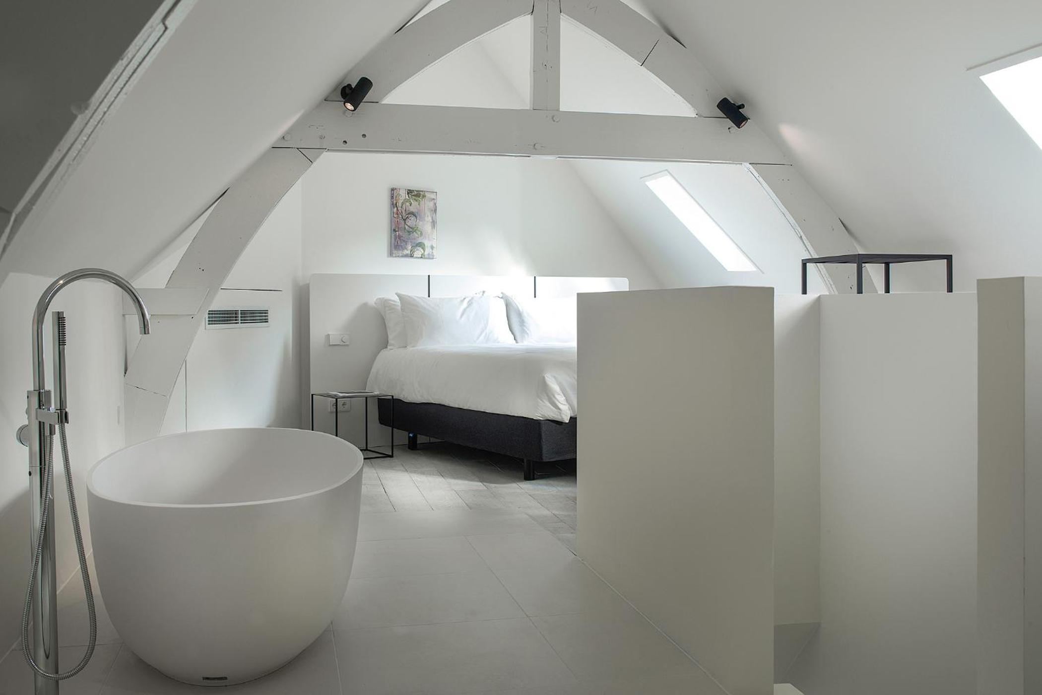 Corner Duplex Suite