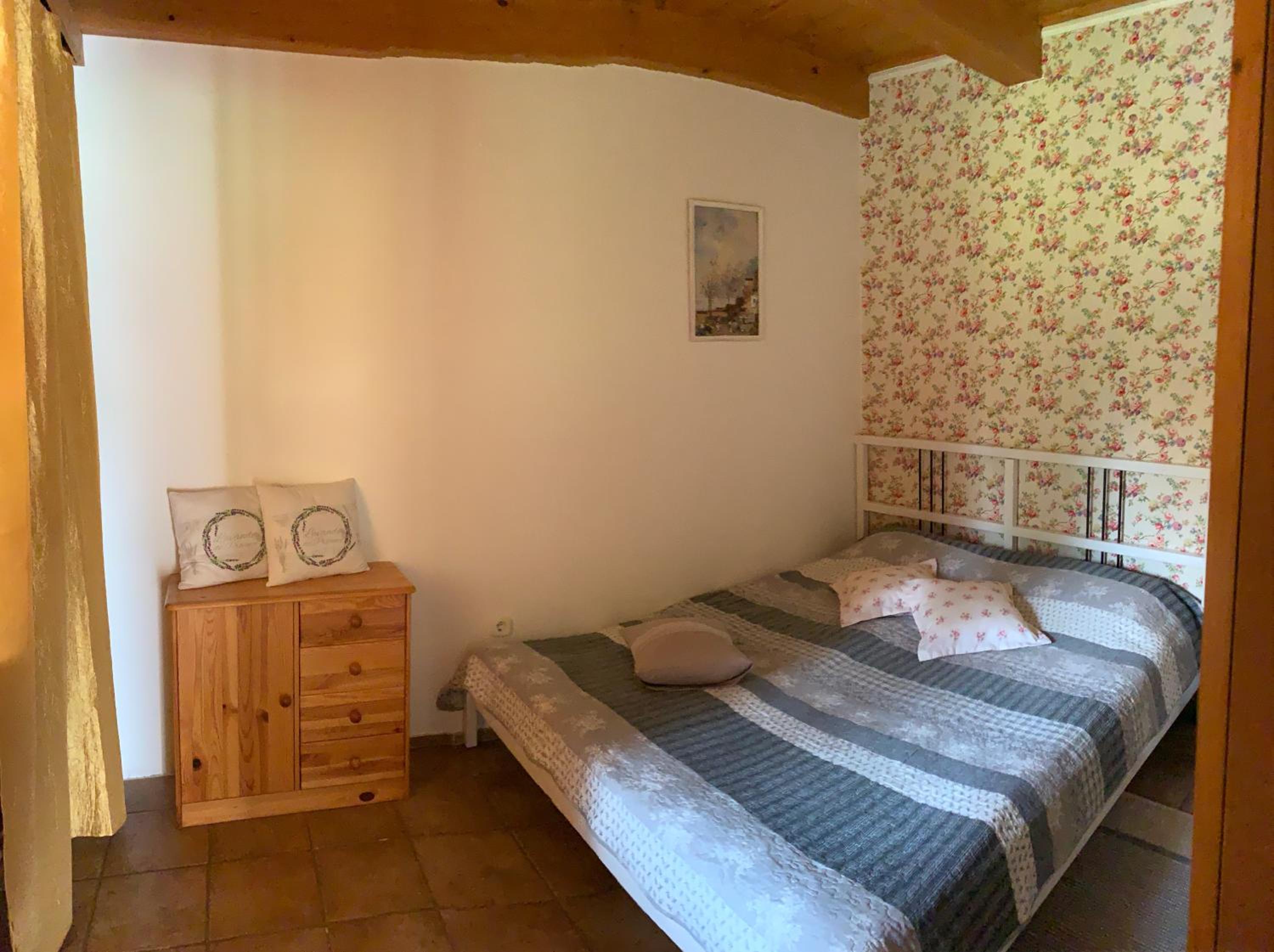 One-Bedroom Apartment with Terrace photo 1