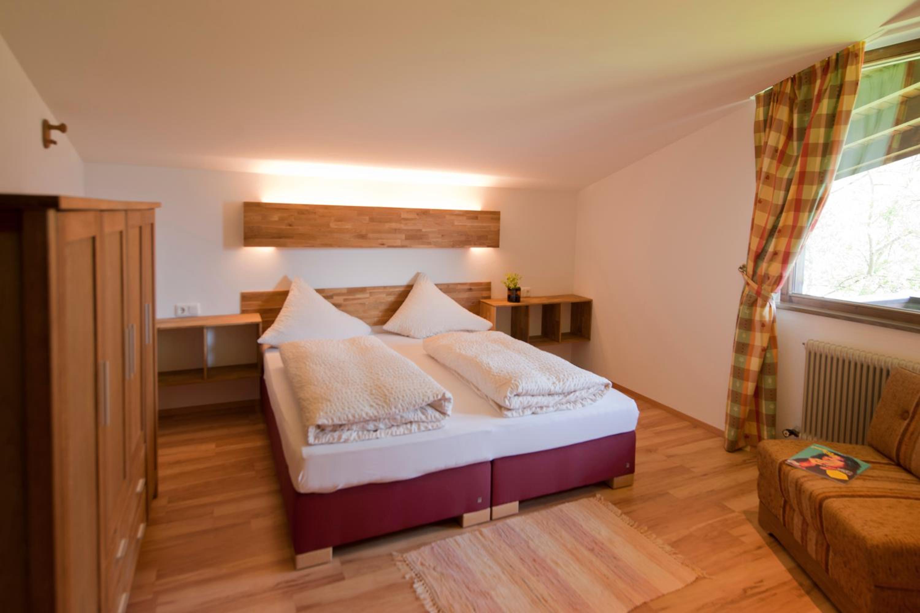Superior Suite - Photo 15