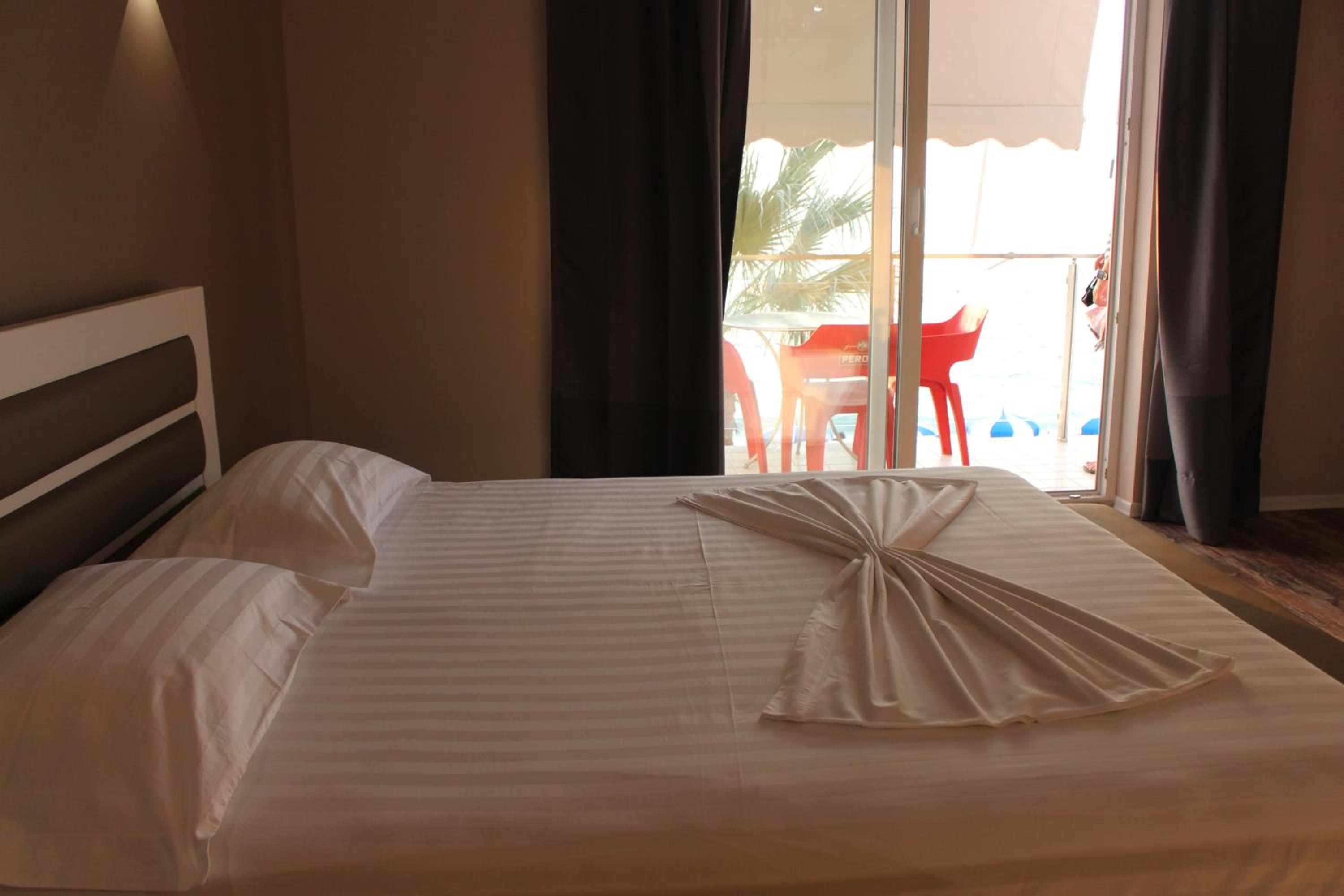 Standard Quadruple Room with Sea View