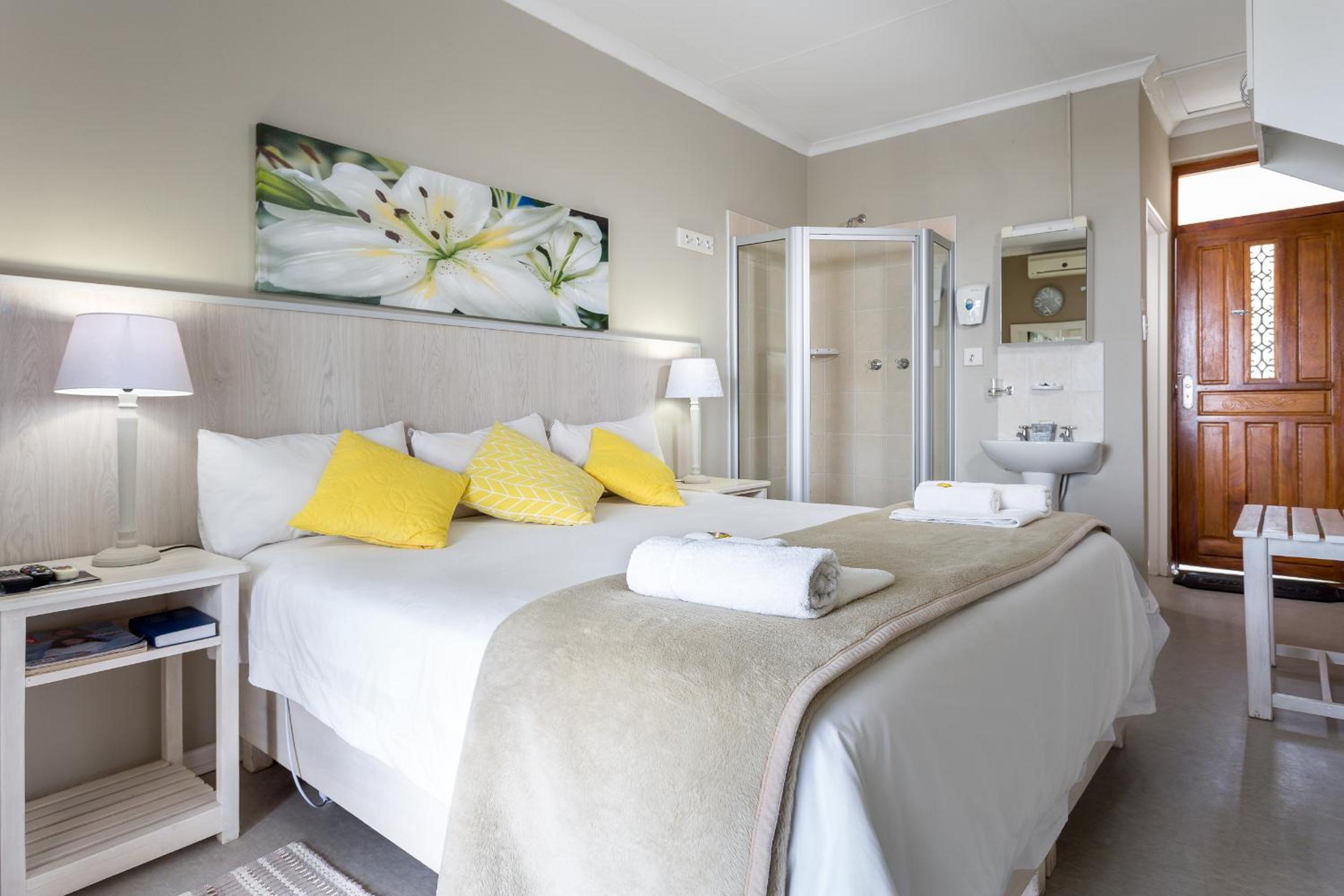 Deluxe King Room photo 1