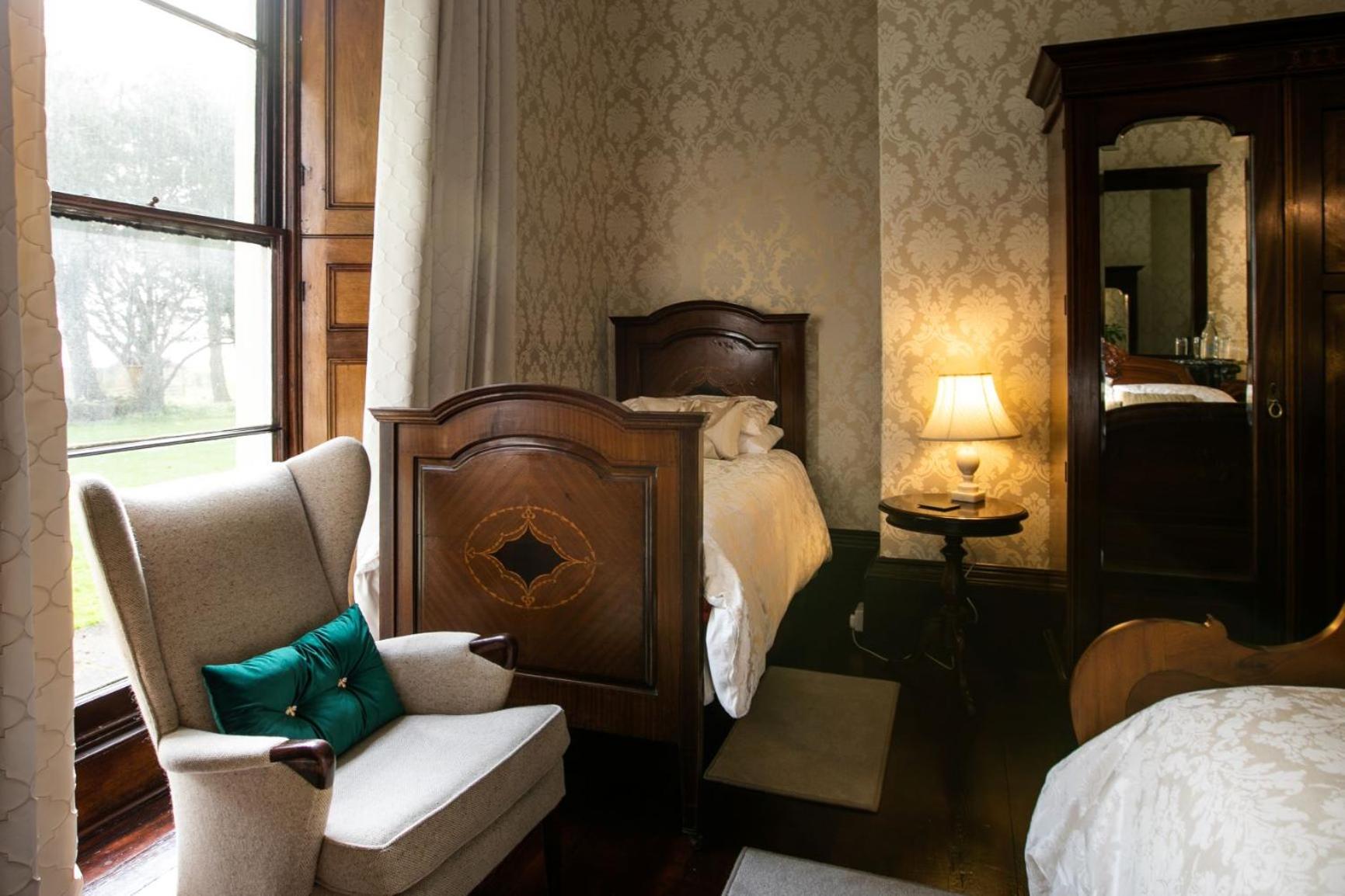 Large Double or Twin Room - Ground Floor - Photo 3