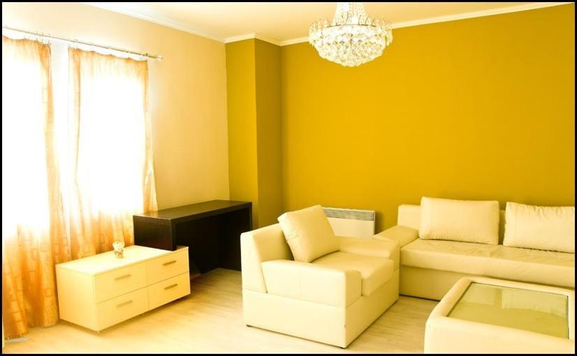 One-Bedroom Suite photo 3