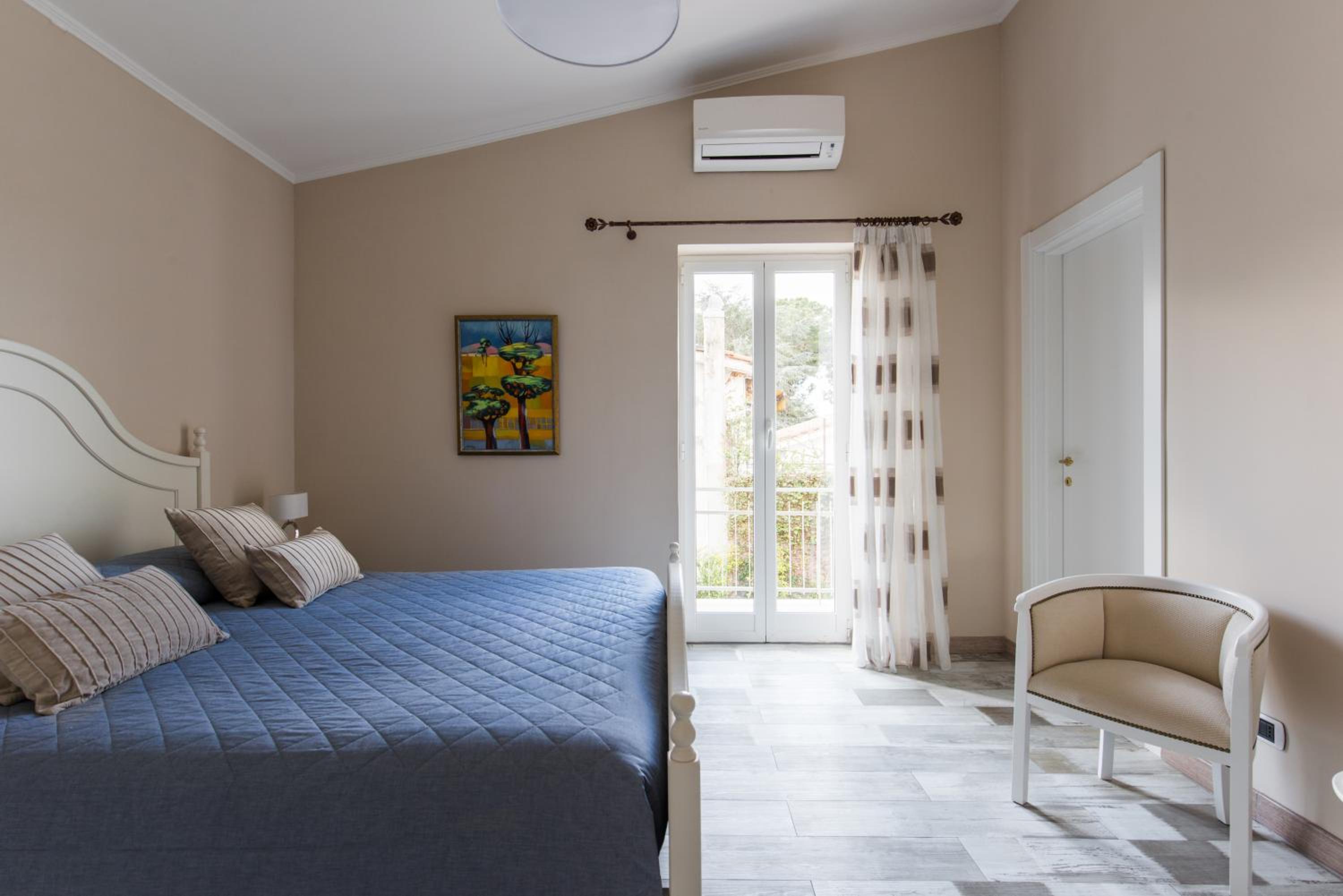 Two-Bedroom Villa - Photo 1