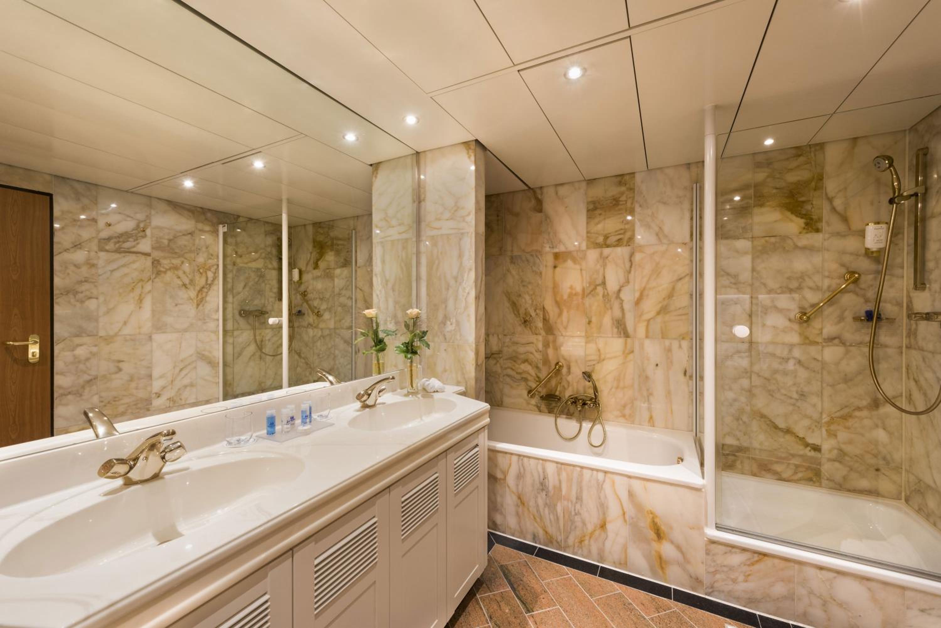 Classic Suite - Photo 5