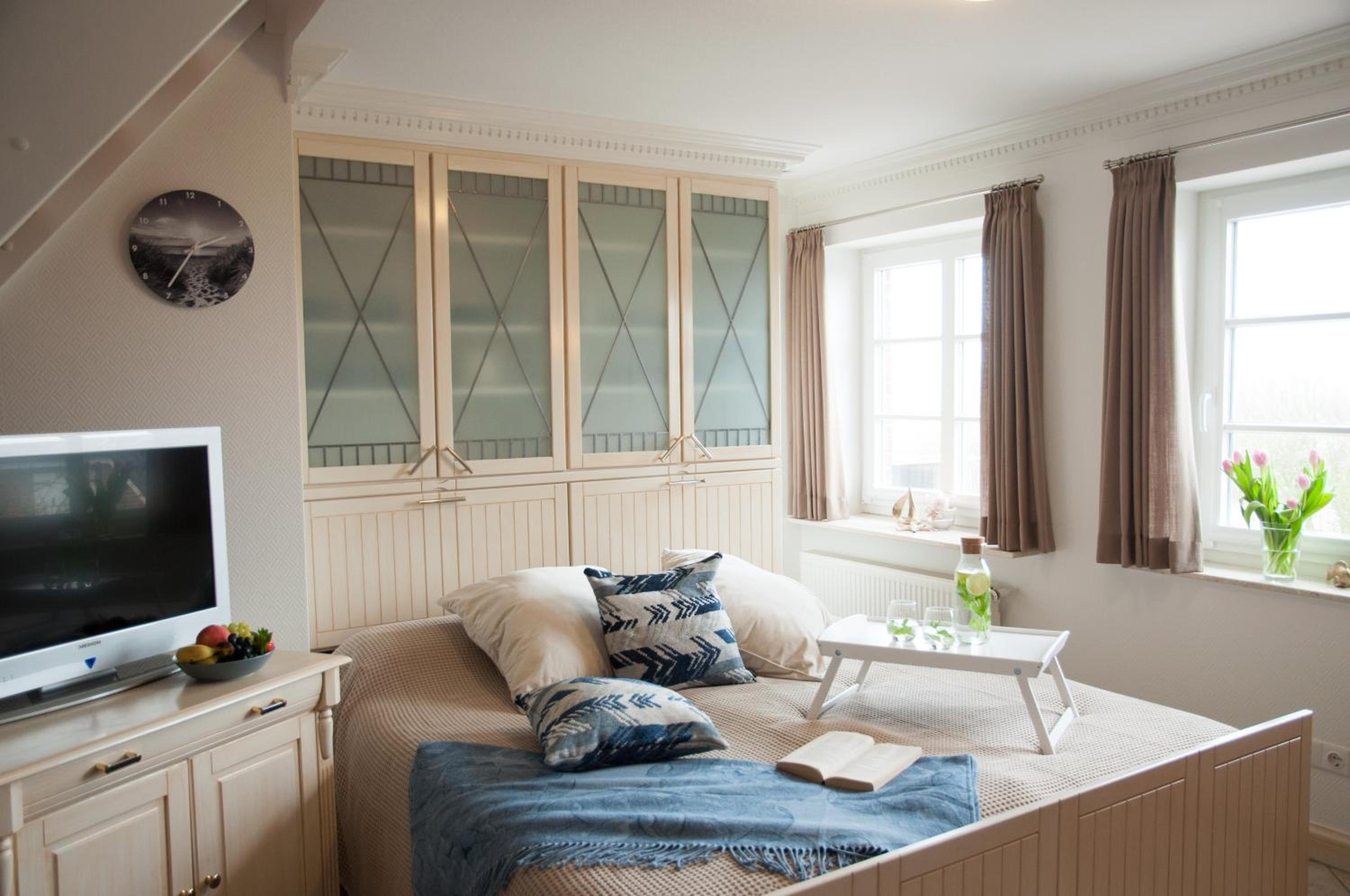One-Bedroom Apartment (4 People) photo 1