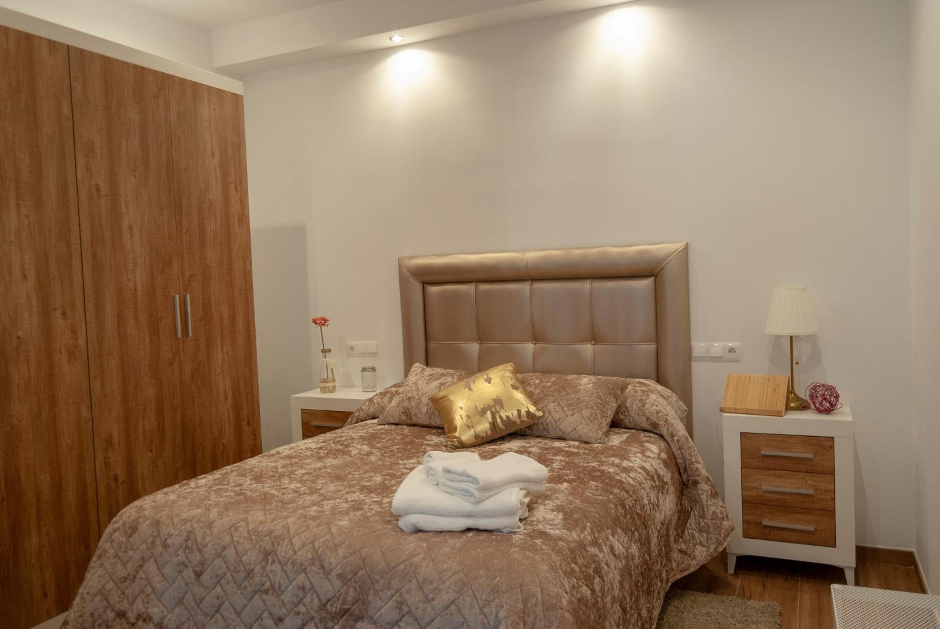 One-Bedroom Apartment - Photo 9