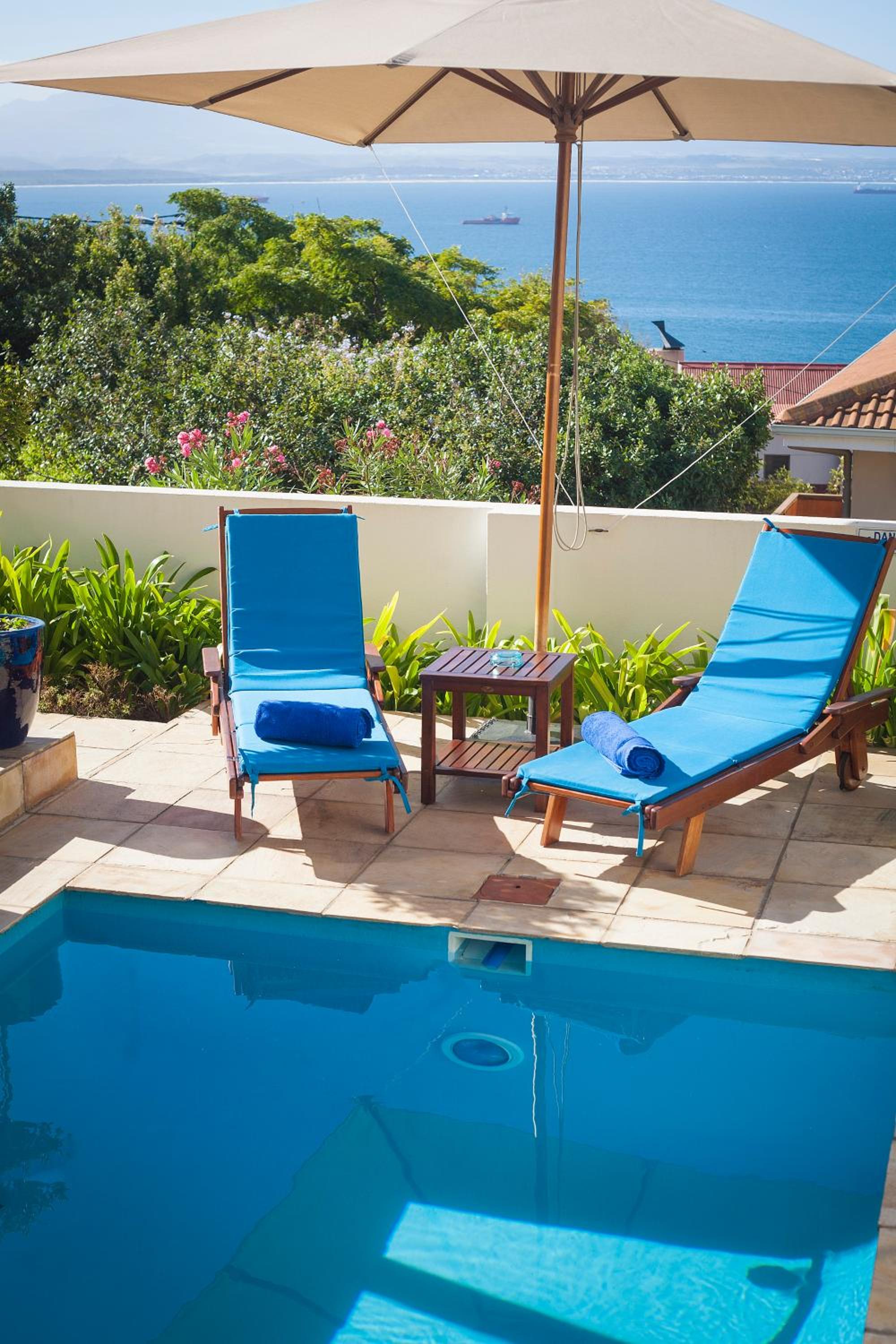 Honeymoon Suite photo 3