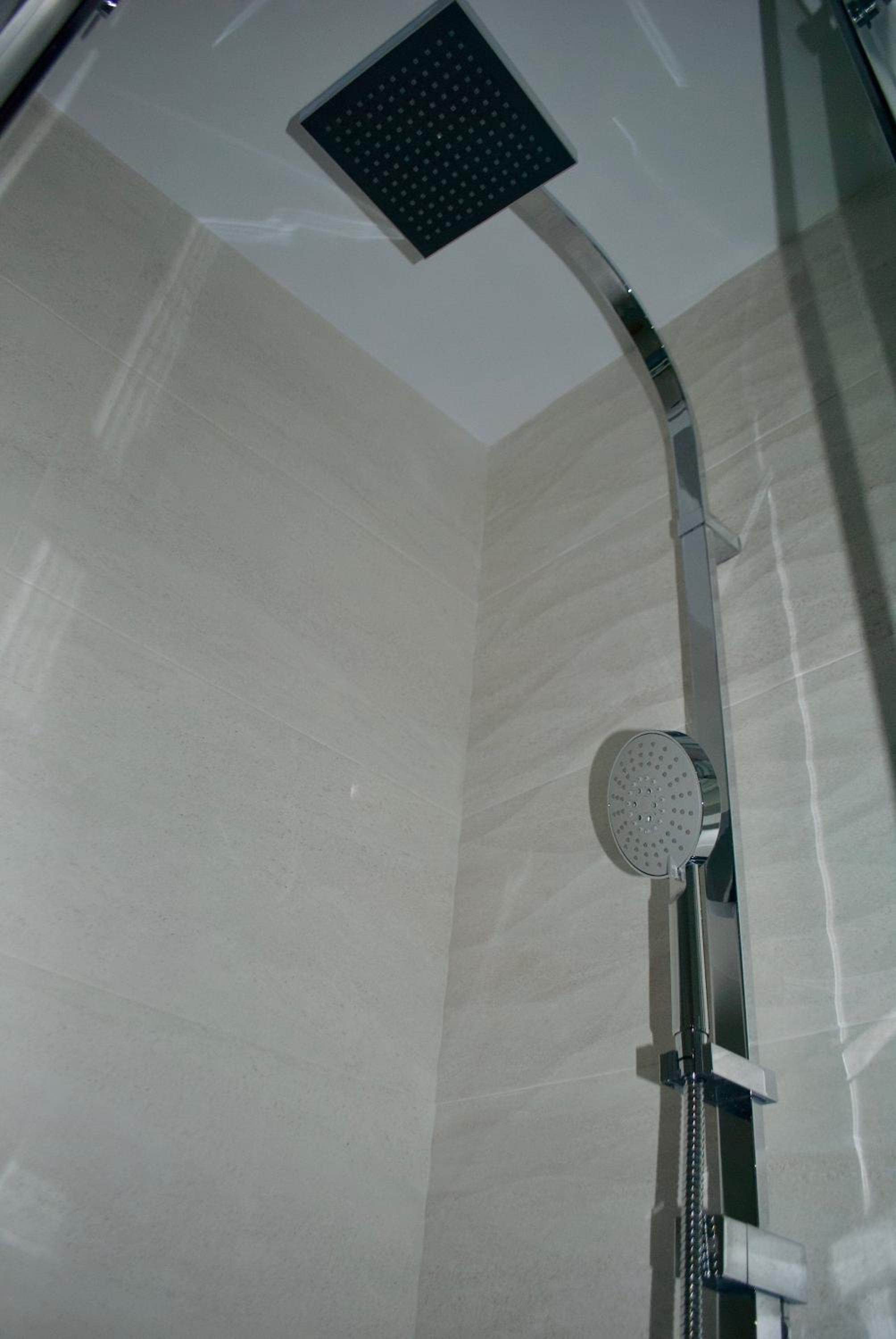 Studio Apartment - Photo 3