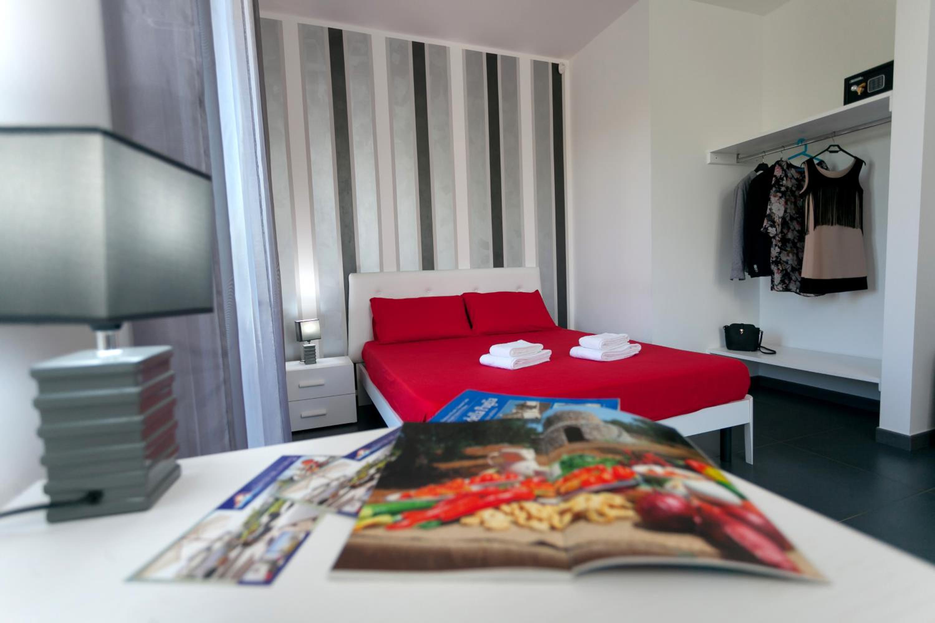 Superior Double Room with Pool View - Photo 1
