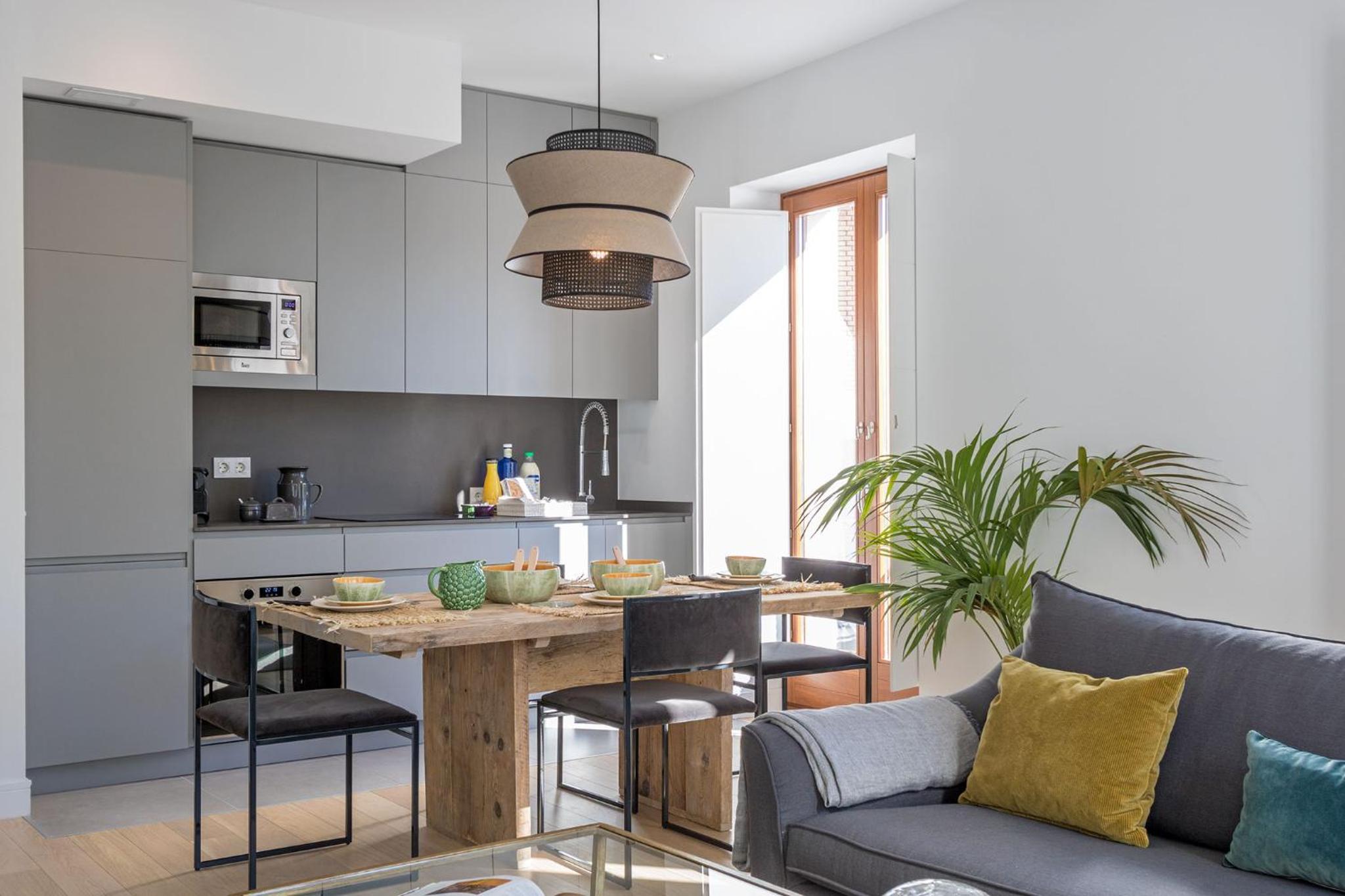 Two-Bedroom Apartment thumbnail 6