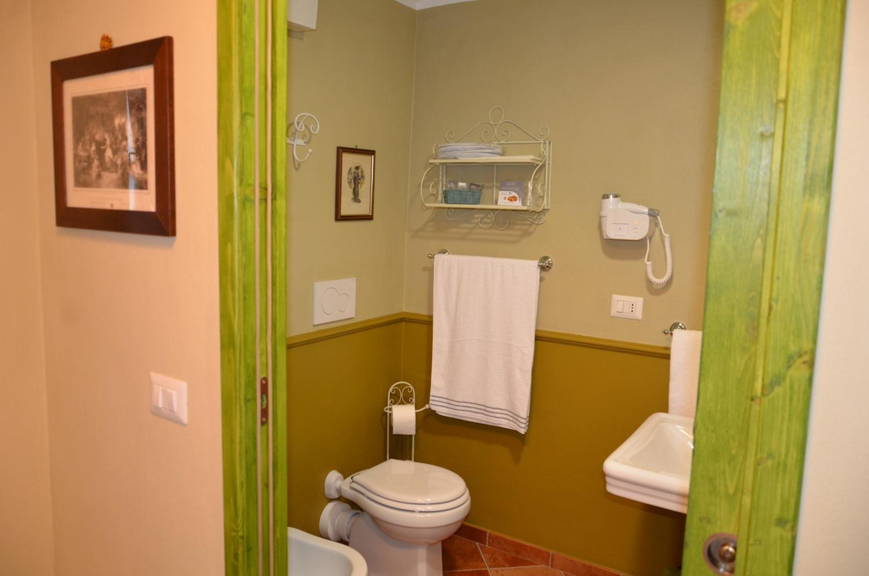 Superior Double Room - Photo 1