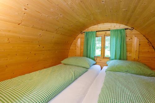 Sleeping Barrel with Shared Bathroom photo 2