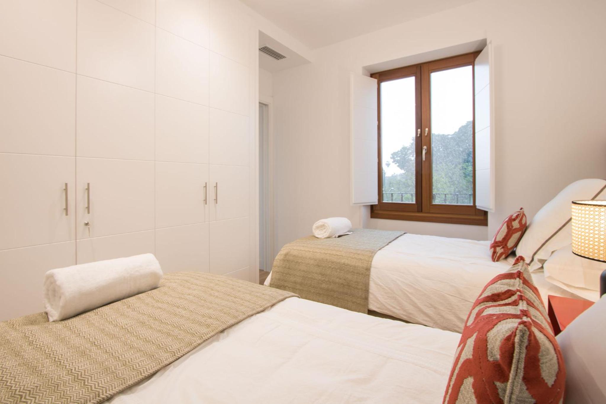 Three-Bedroom Apartment - Photo 17