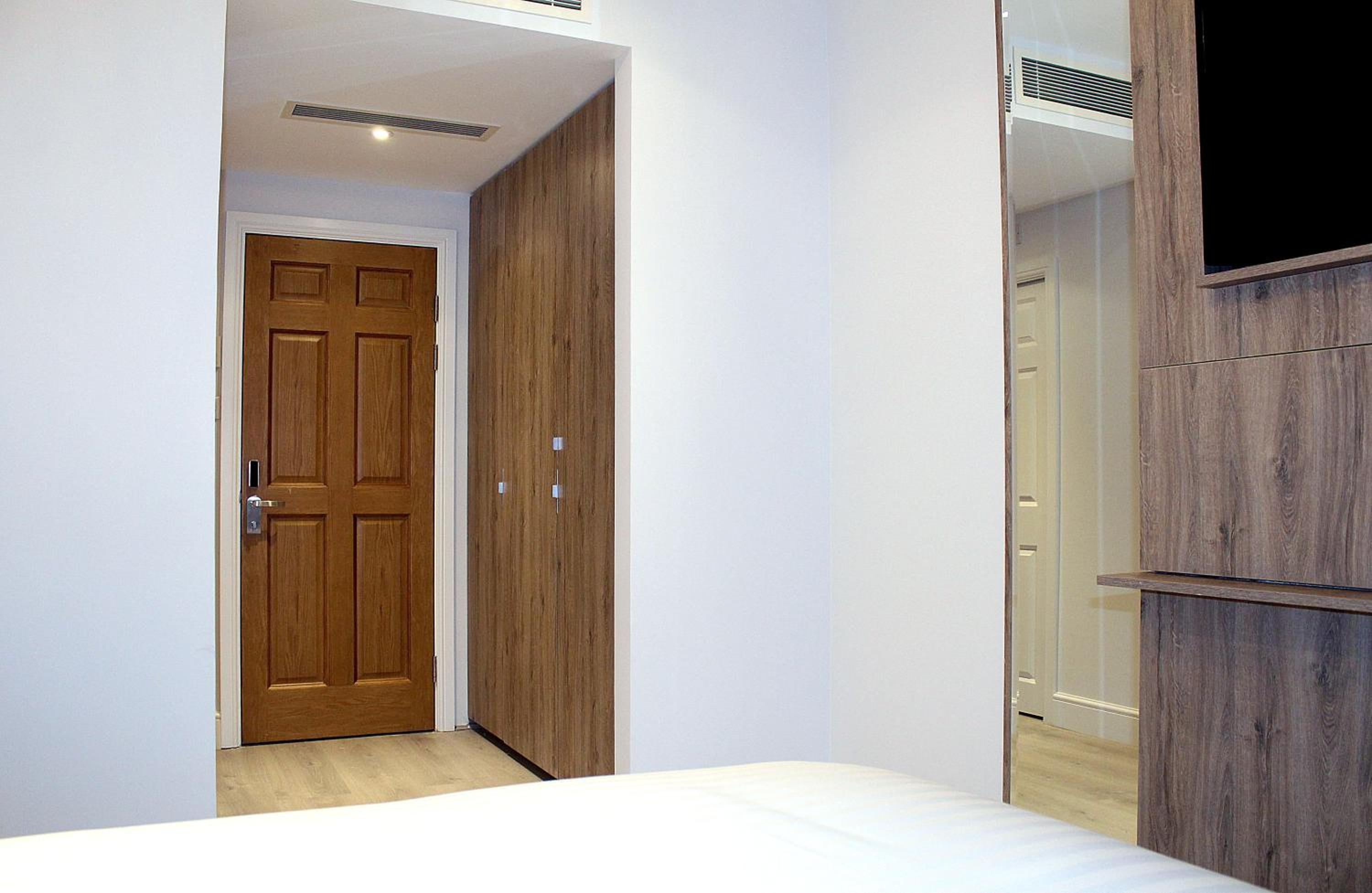 Double Studio (Lower Ground Floor) photo 2