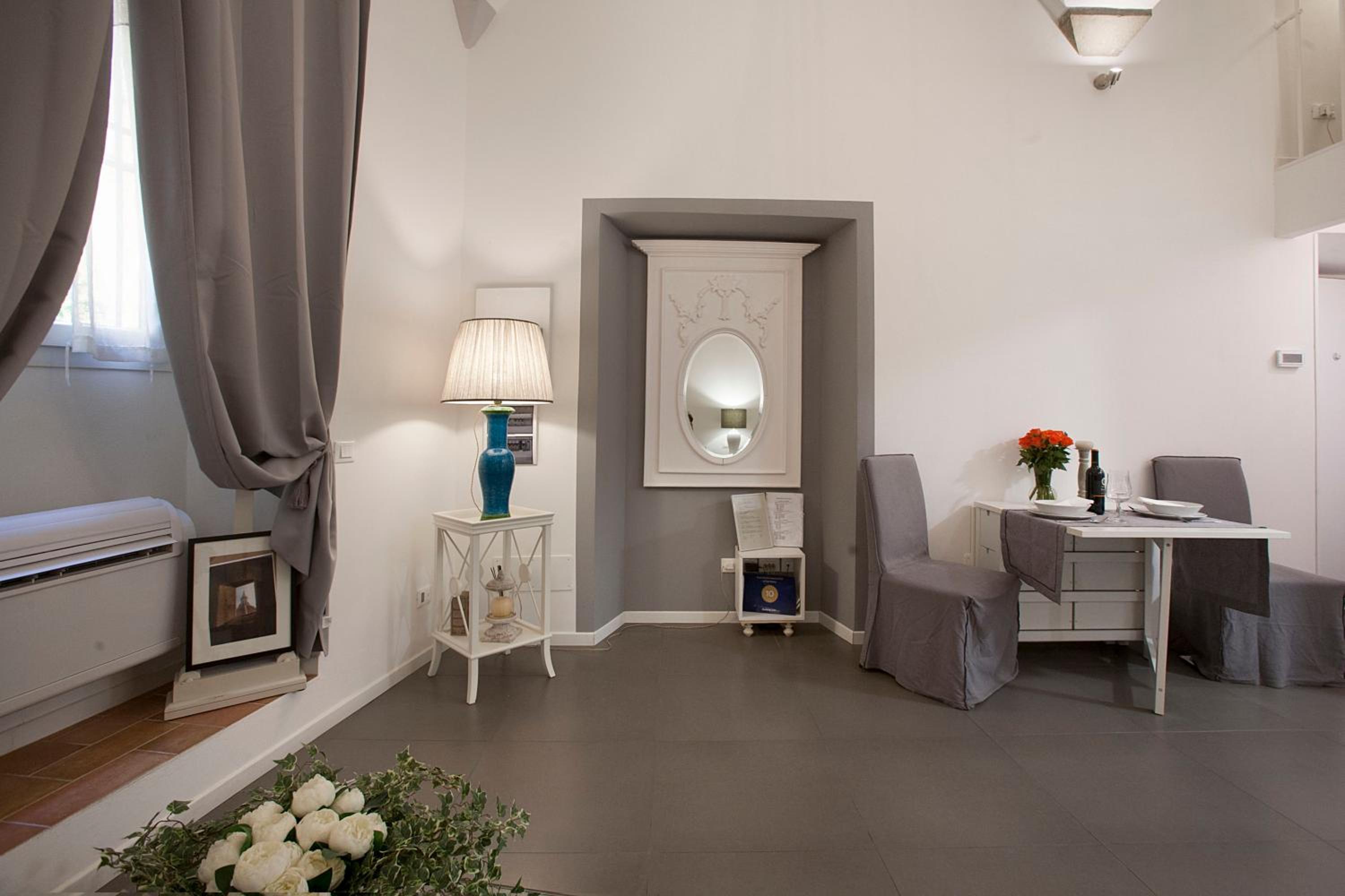 Apartment - Split Level