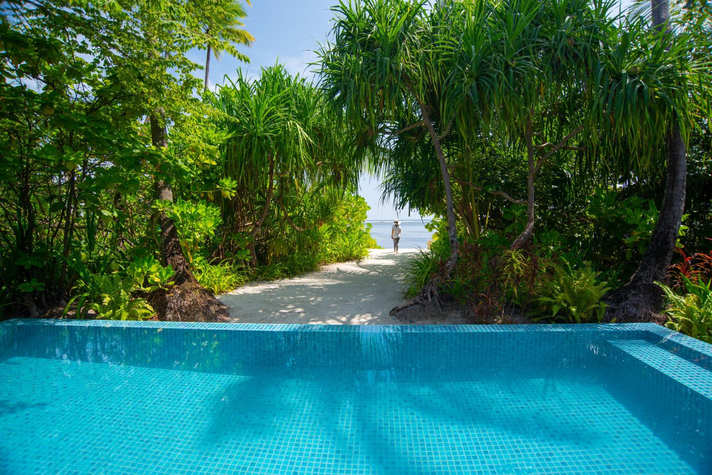Sunrise Beach Pool Villa - Photo 2