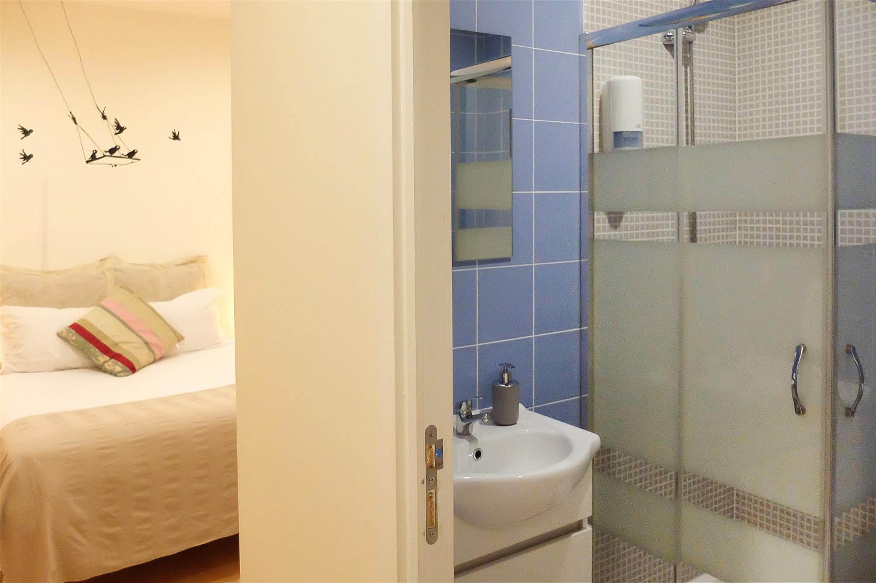Standard Triple Room photo 2