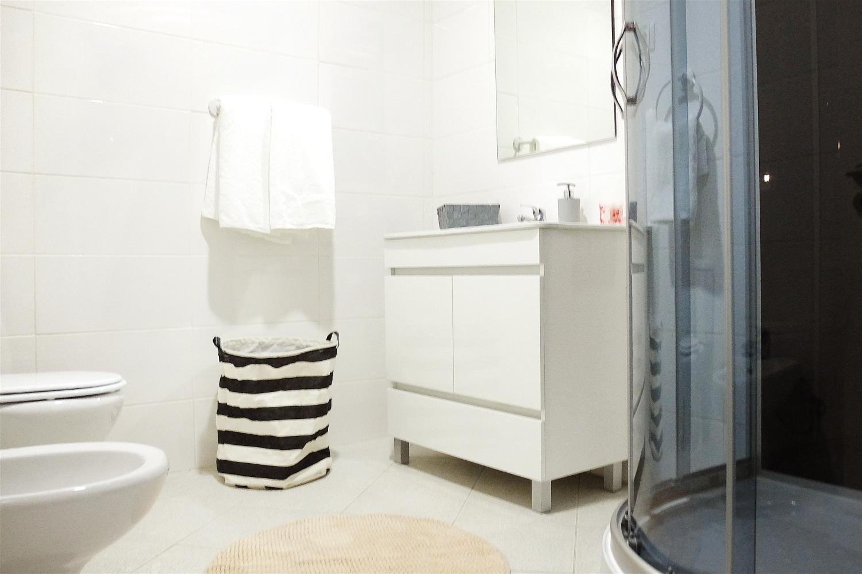 Double Room with Private External Bathroom photo 2