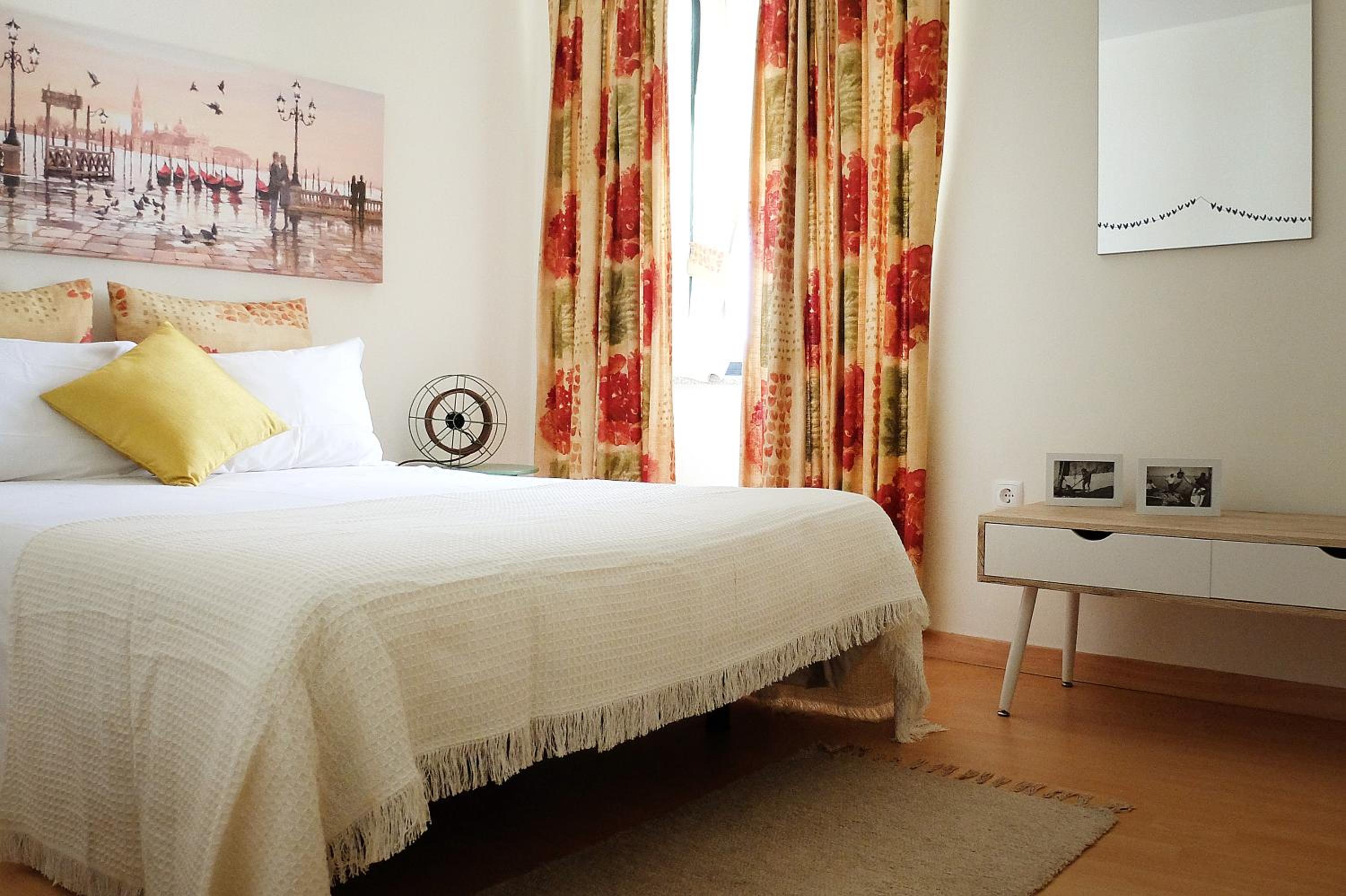 Double Room with Private External Bathroom photo 1