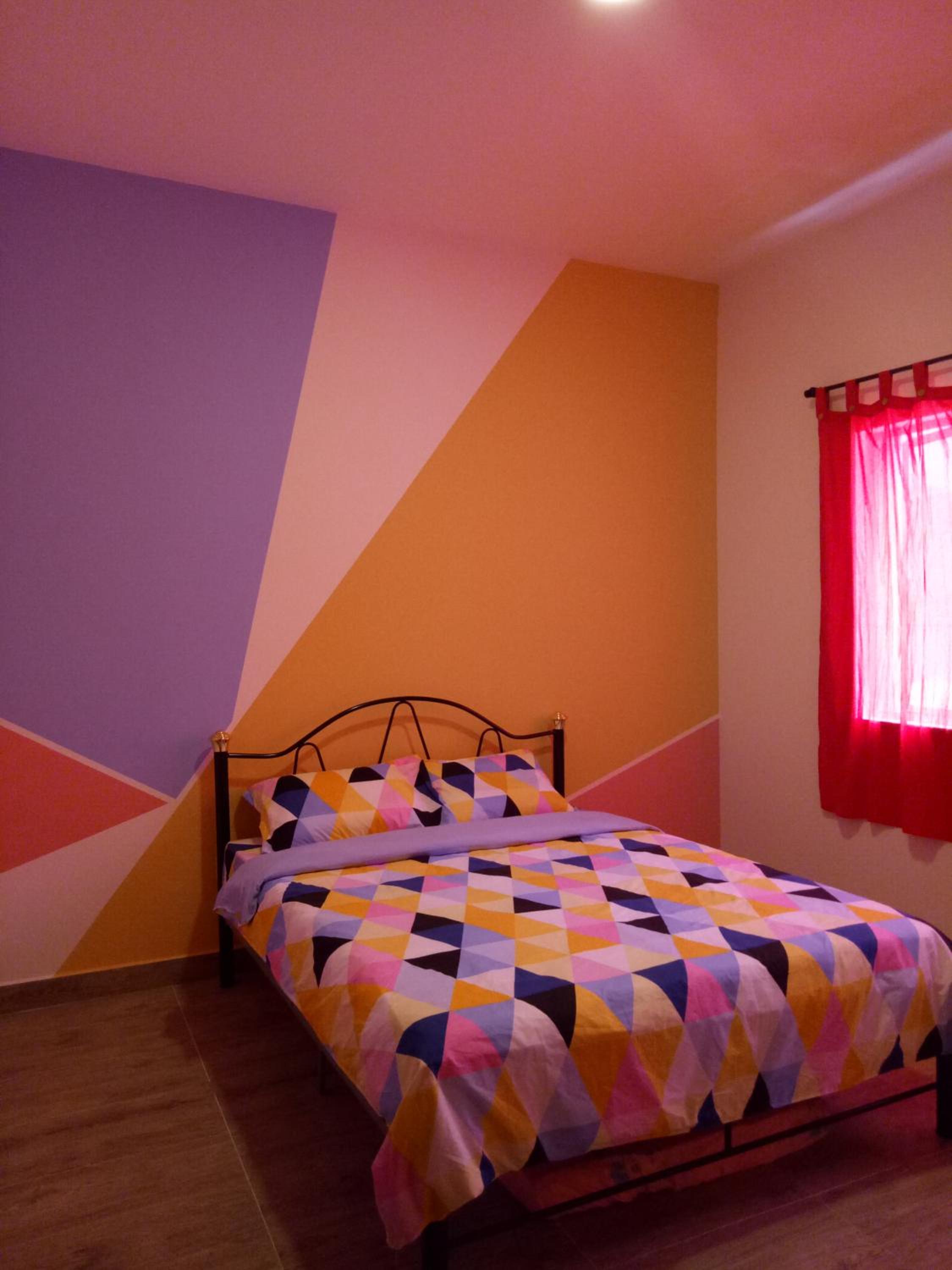 Three-Bedroom Apartment - Photo 3