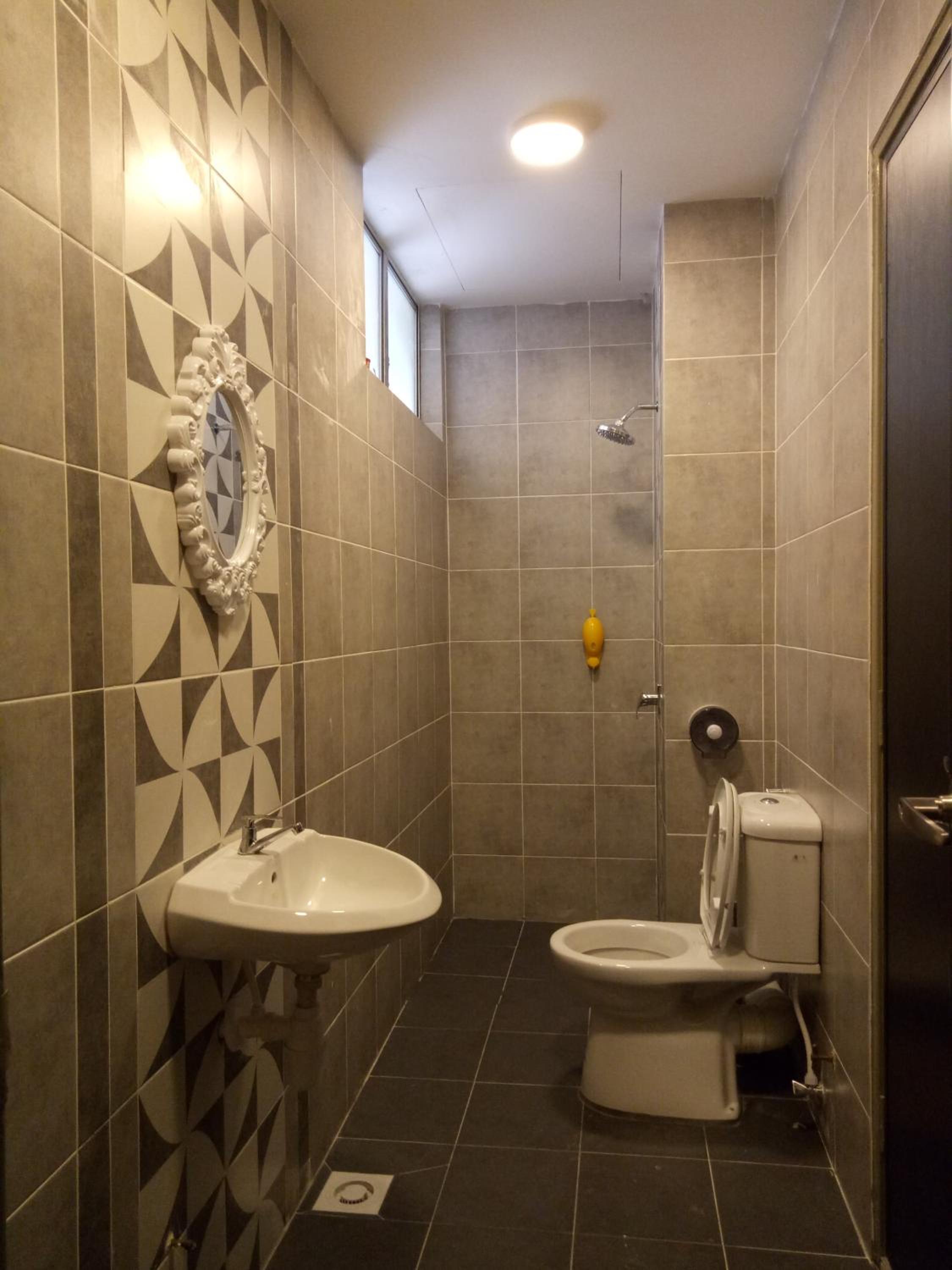 Three-Bedroom Apartment - Photo 10