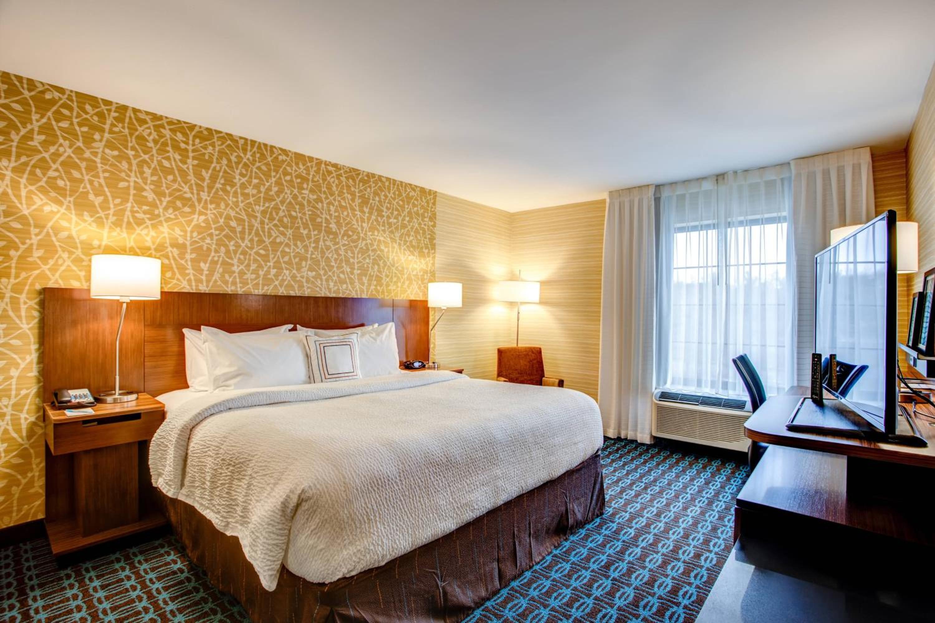 King Room - Hearing Accessible