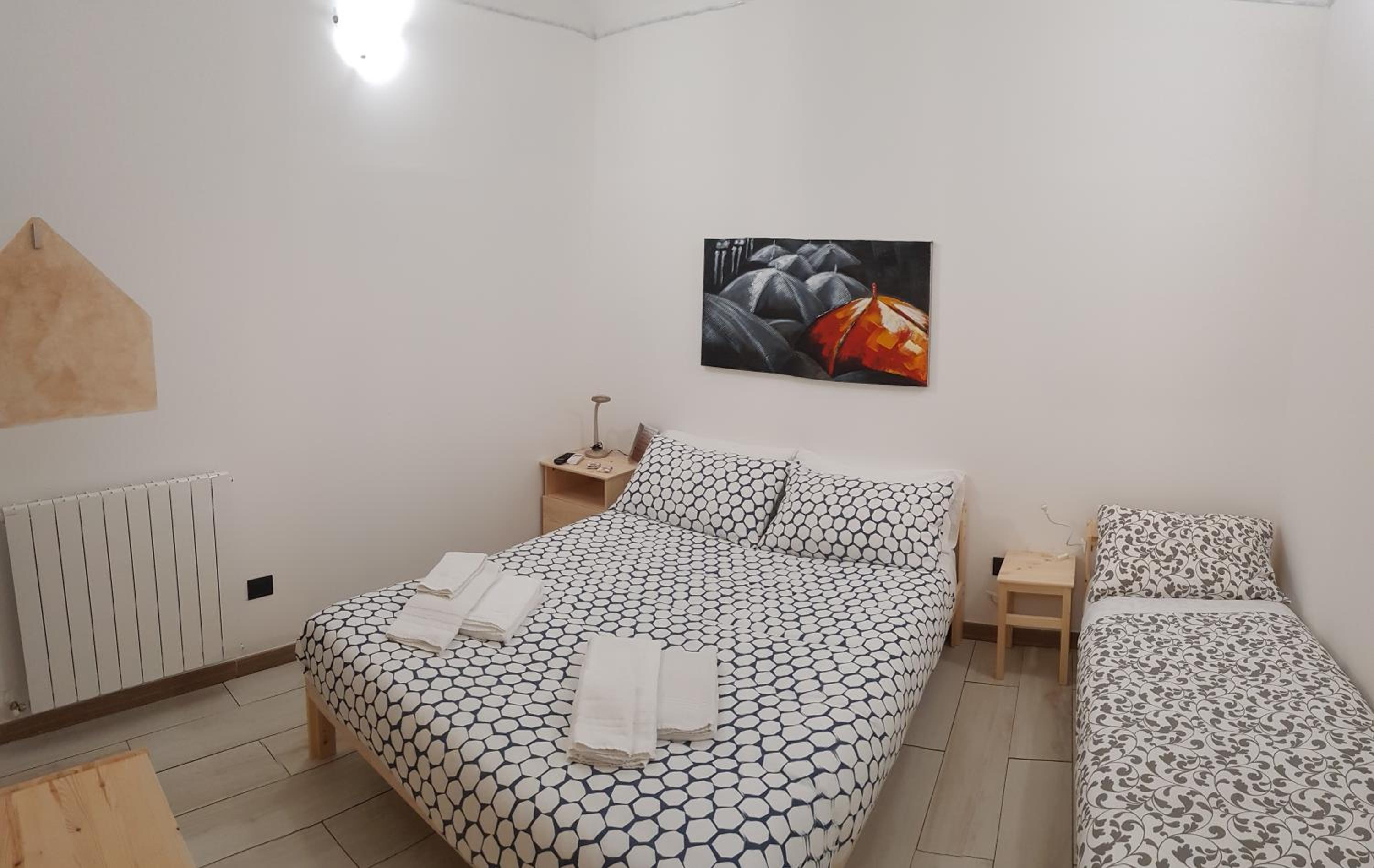 Triple Room with Bathroom - Photo 5