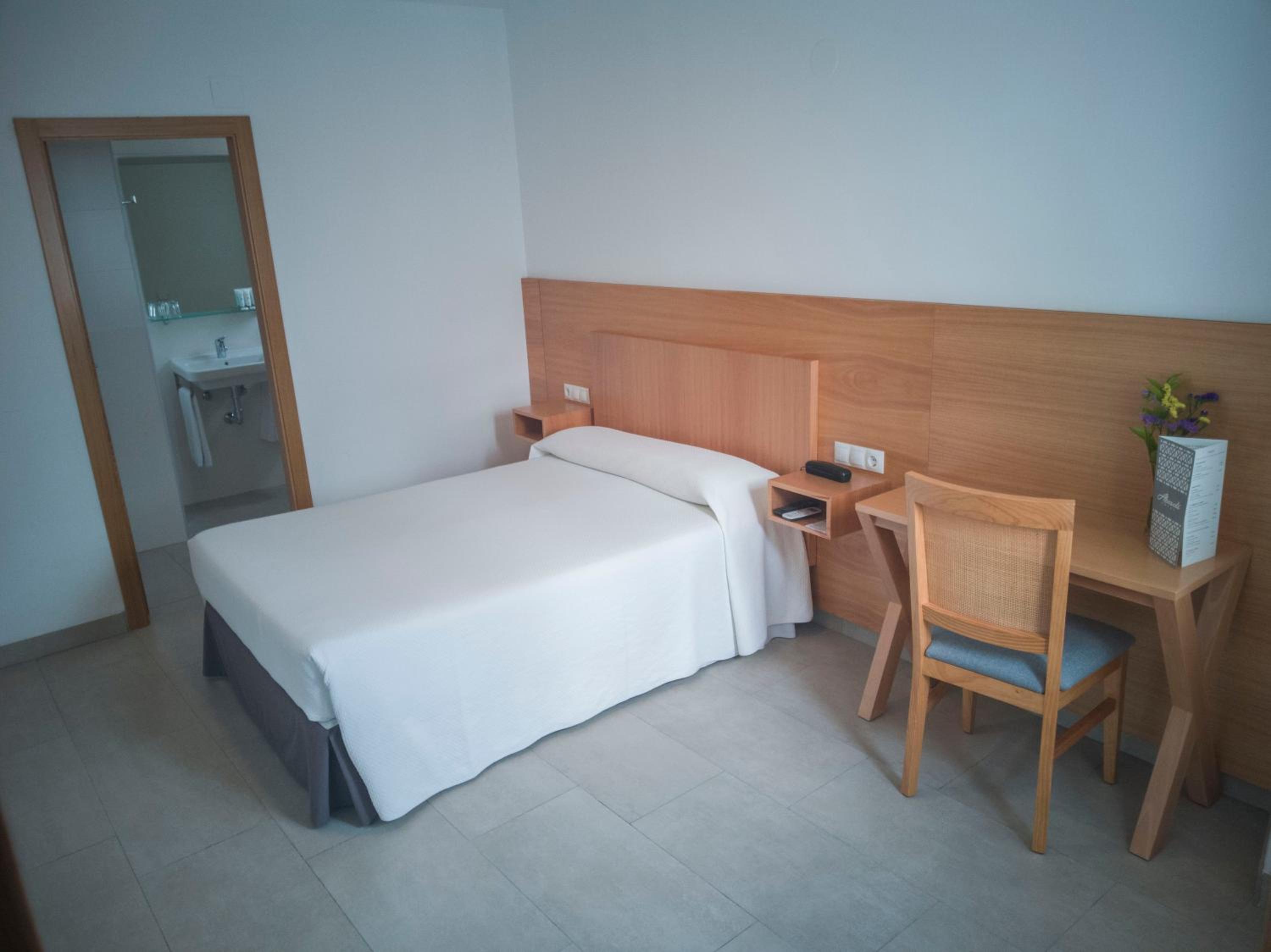 Triple Room - Photo 3