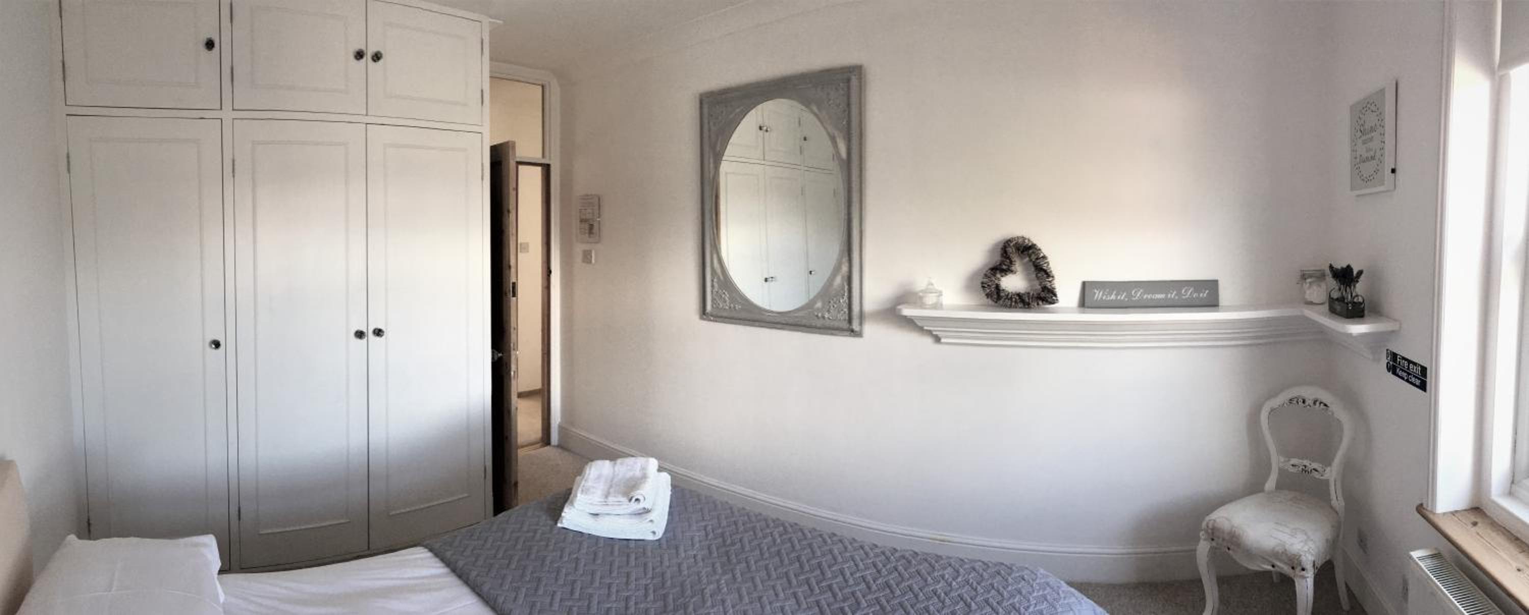 Apartment photo 3
